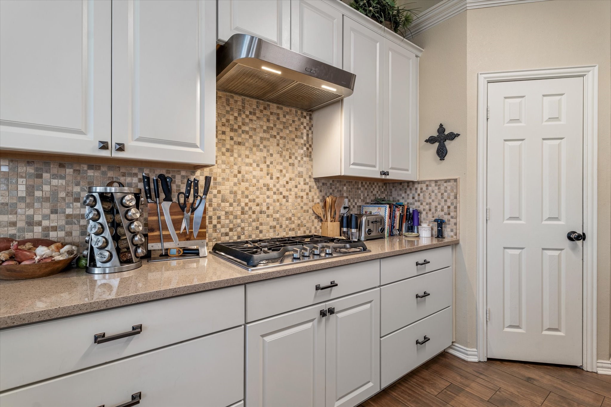 5004 Lake Crest Drive