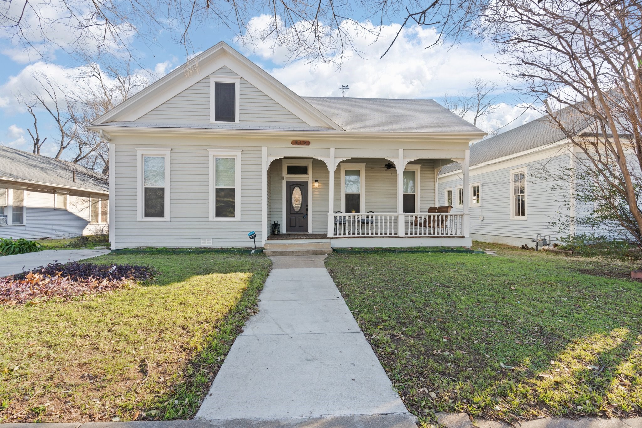 818 N Anglin Street