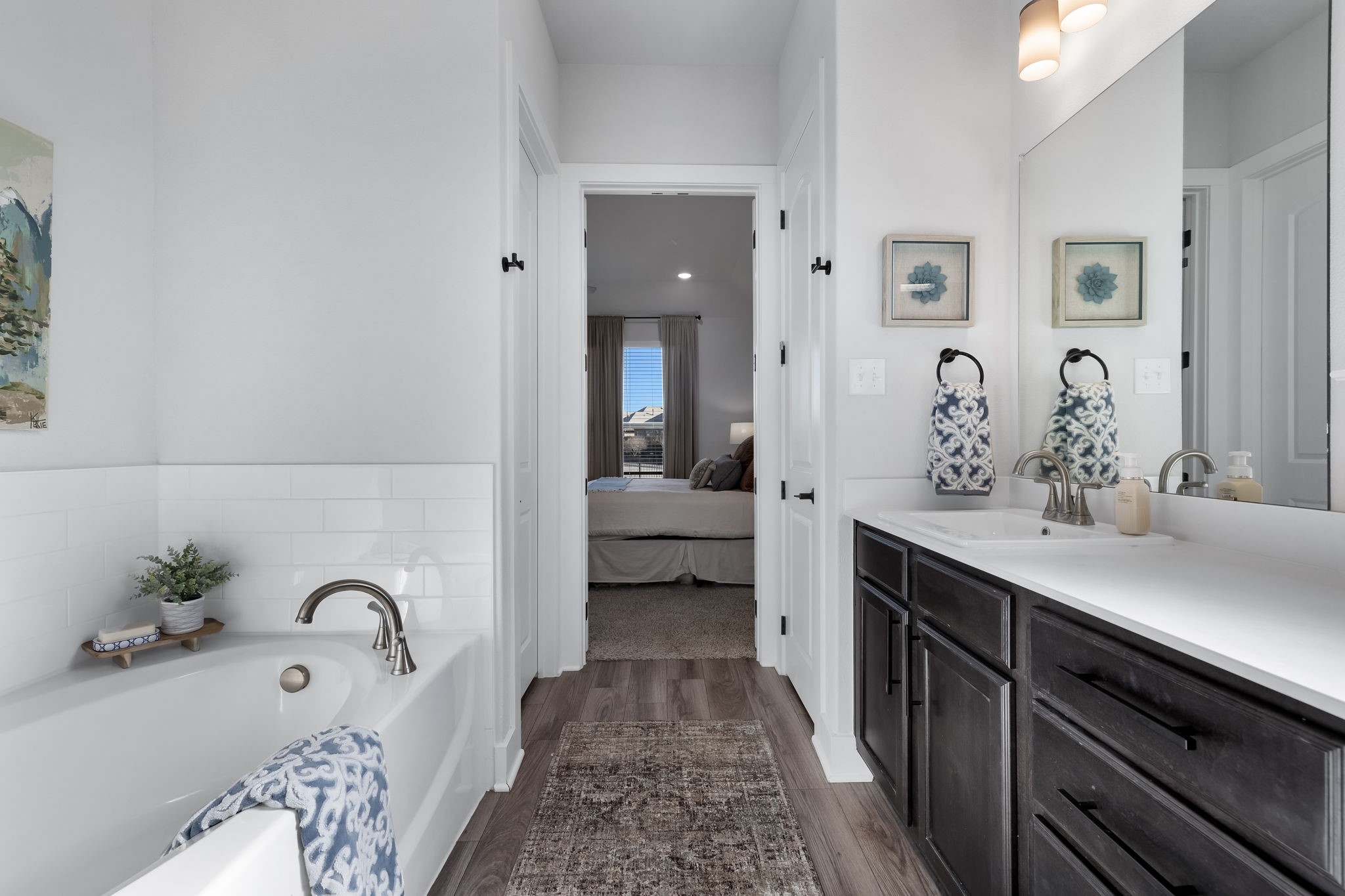 4006 Yellow Jasmine Lane