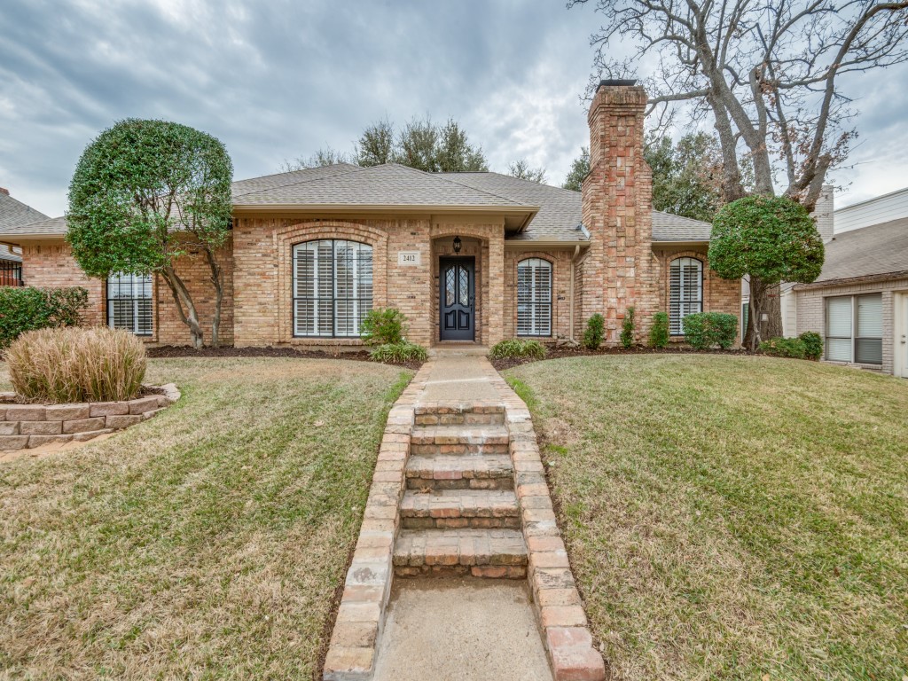 2412 Woodfield Way