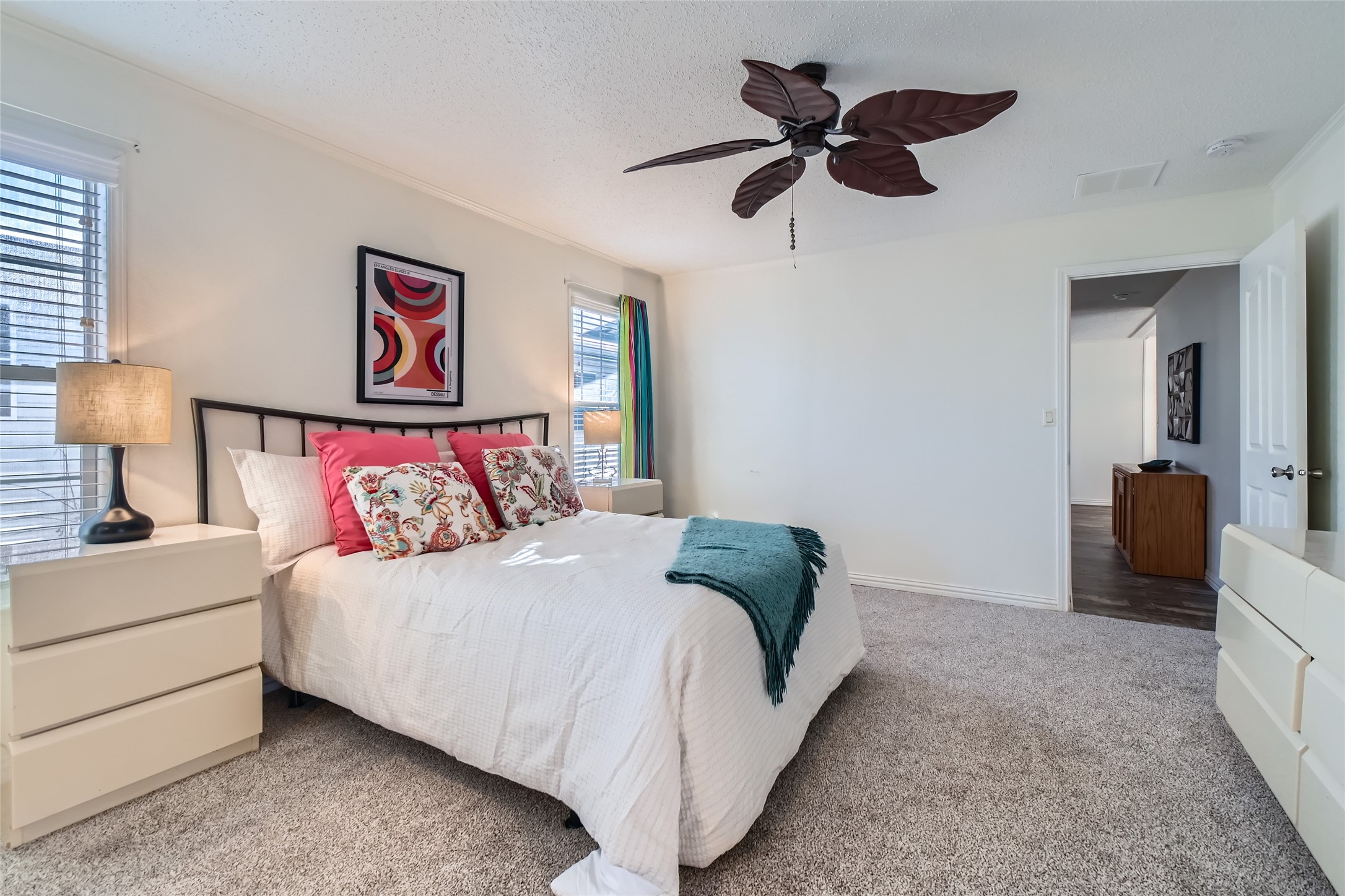 11061 Peninsula Lane