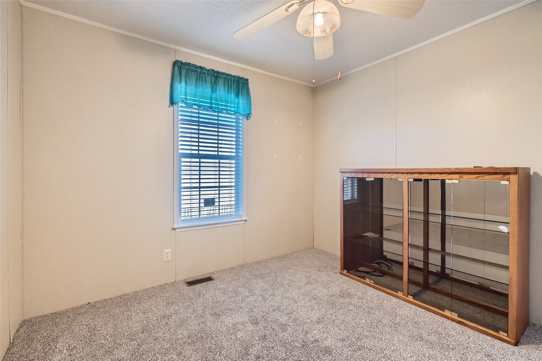 11061 Peninsula Lane