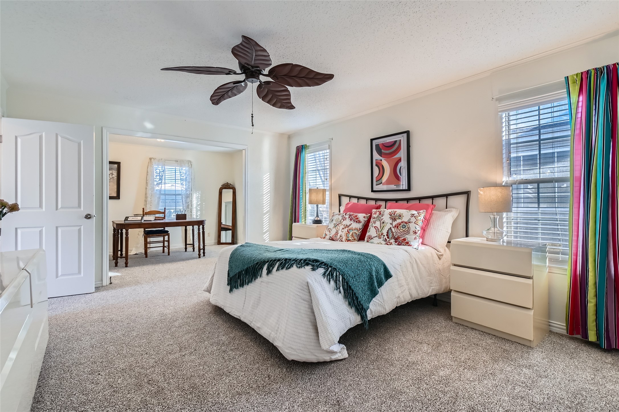 11061 Peninsula Lane