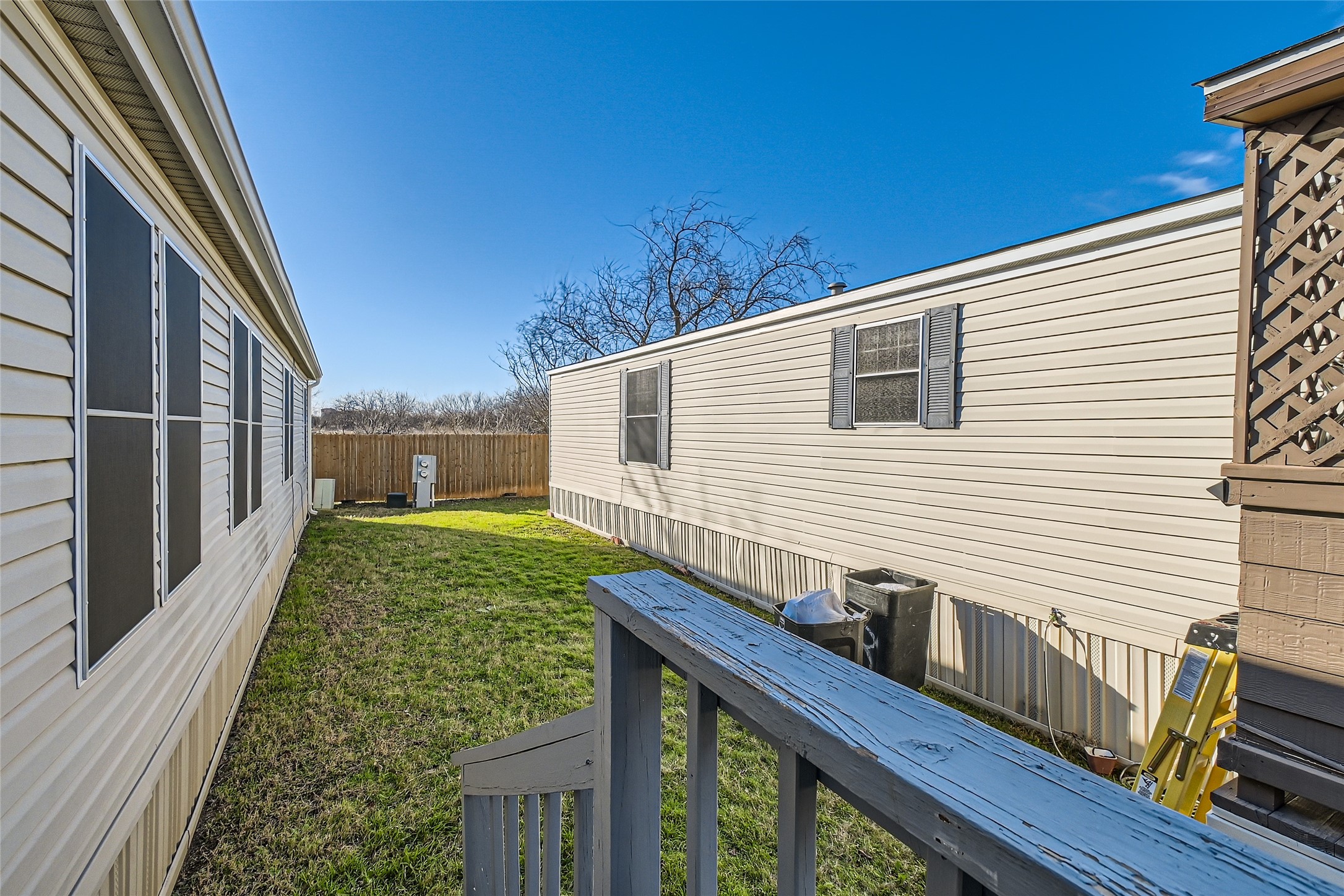 11061 Peninsula Lane