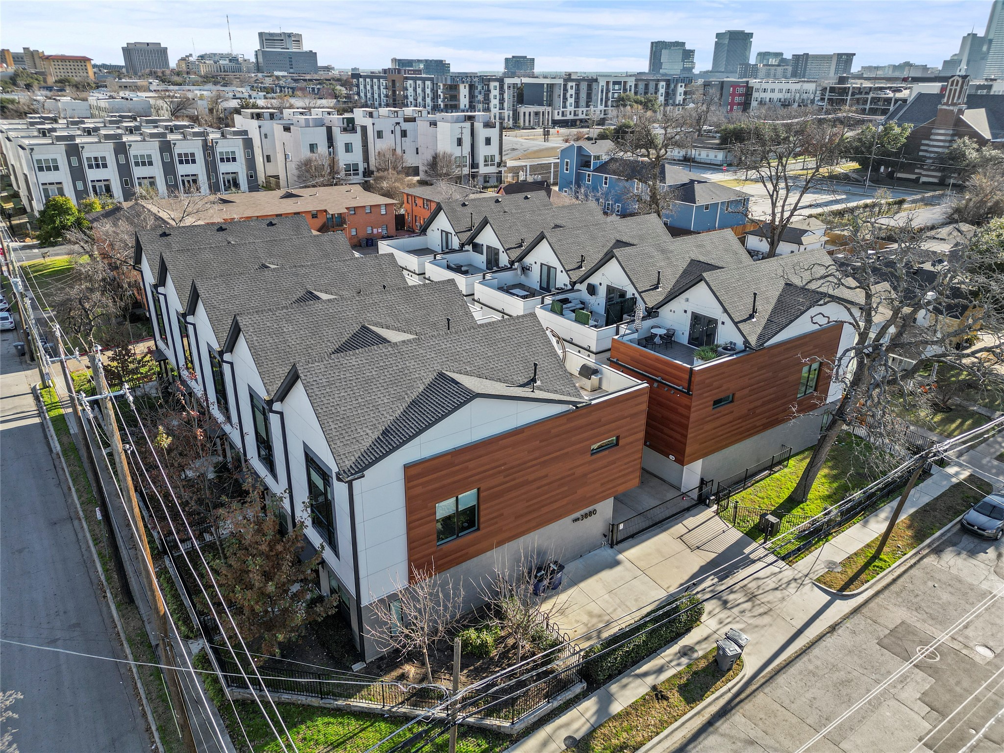 3880 Munger Avenue 9