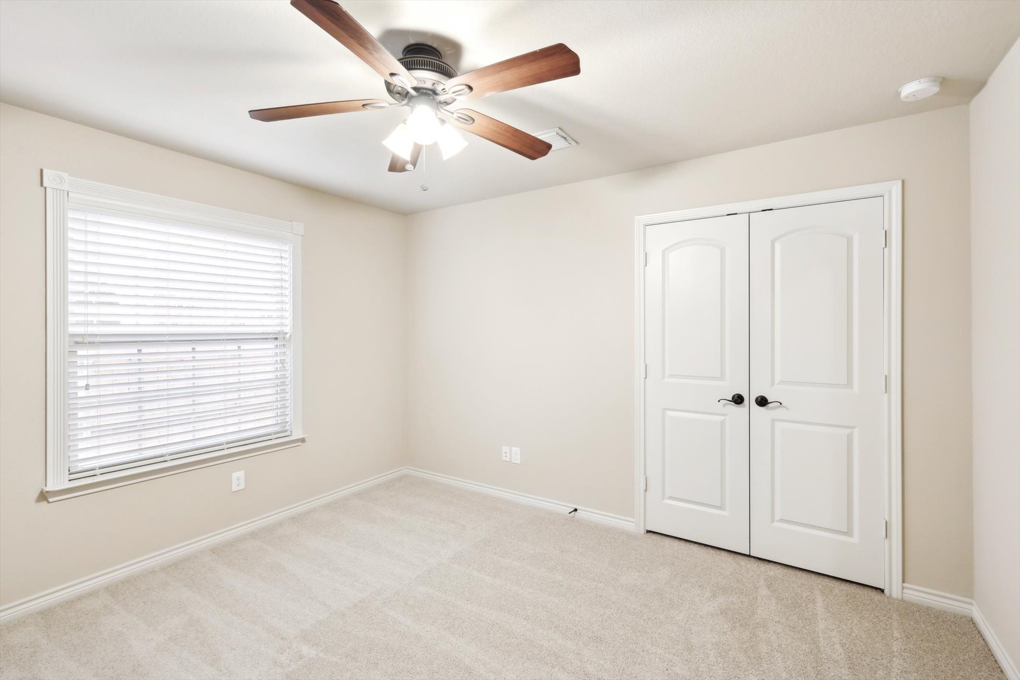 11712 Wolfcreek Lane