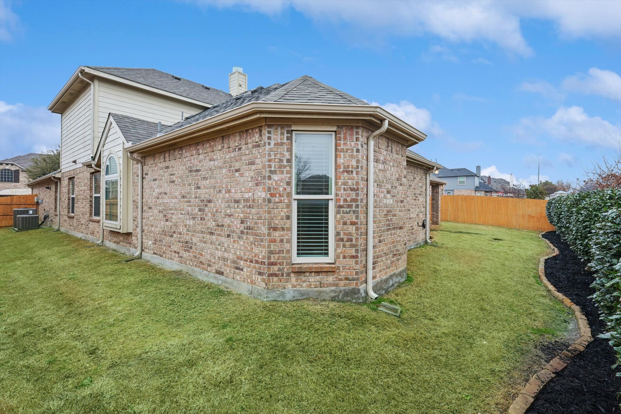 11712 Wolfcreek Lane