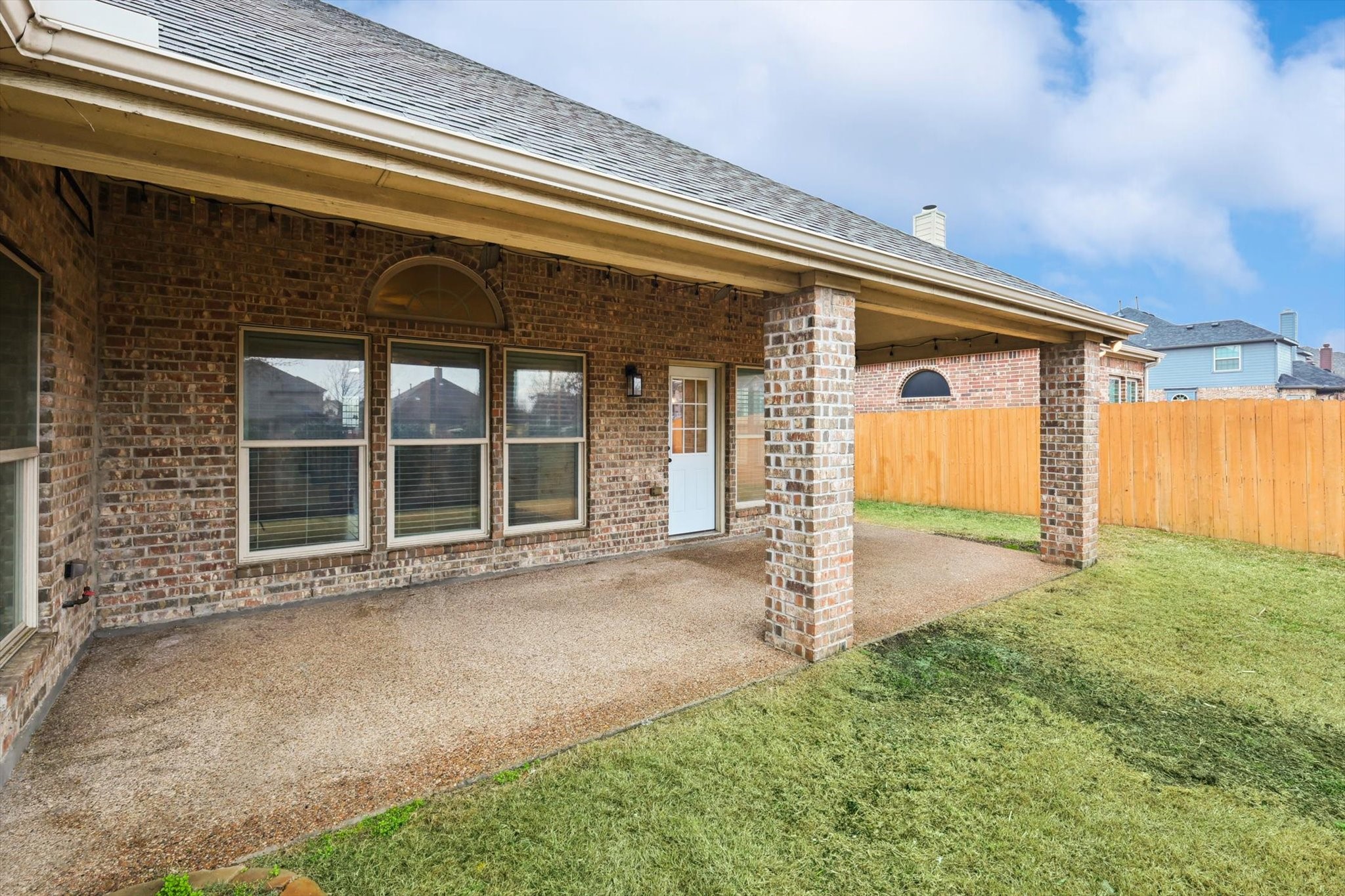 11712 Wolfcreek Lane