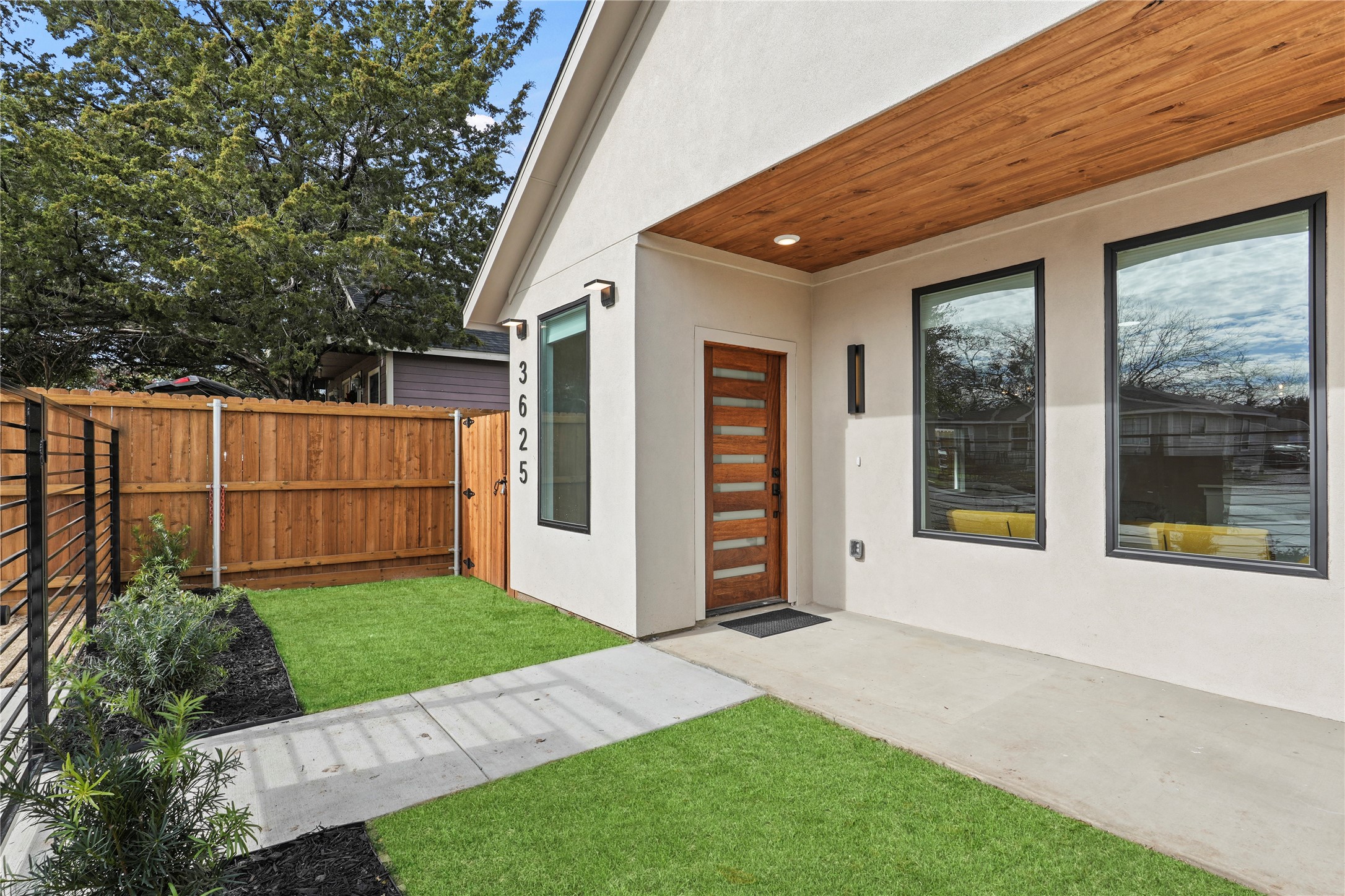 3625 Mount Royal Street