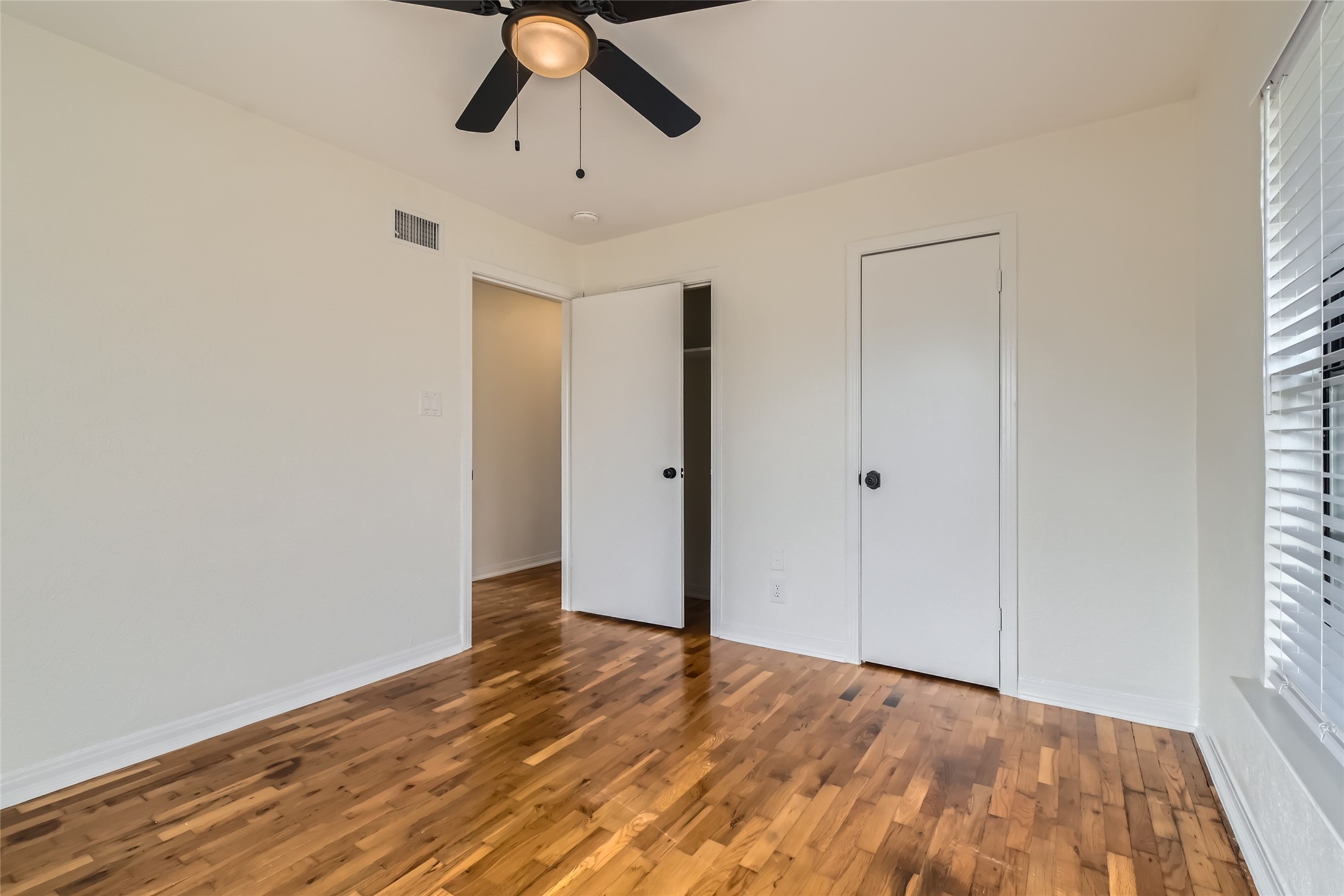 405 Mockingbird Lane