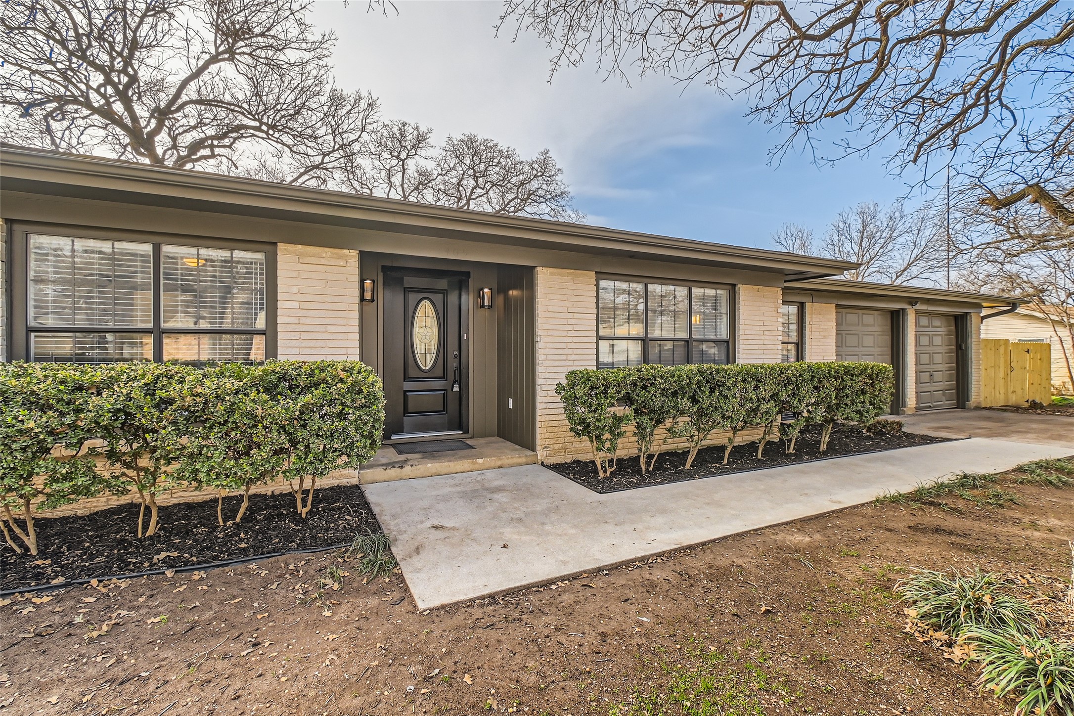 405 Mockingbird Lane