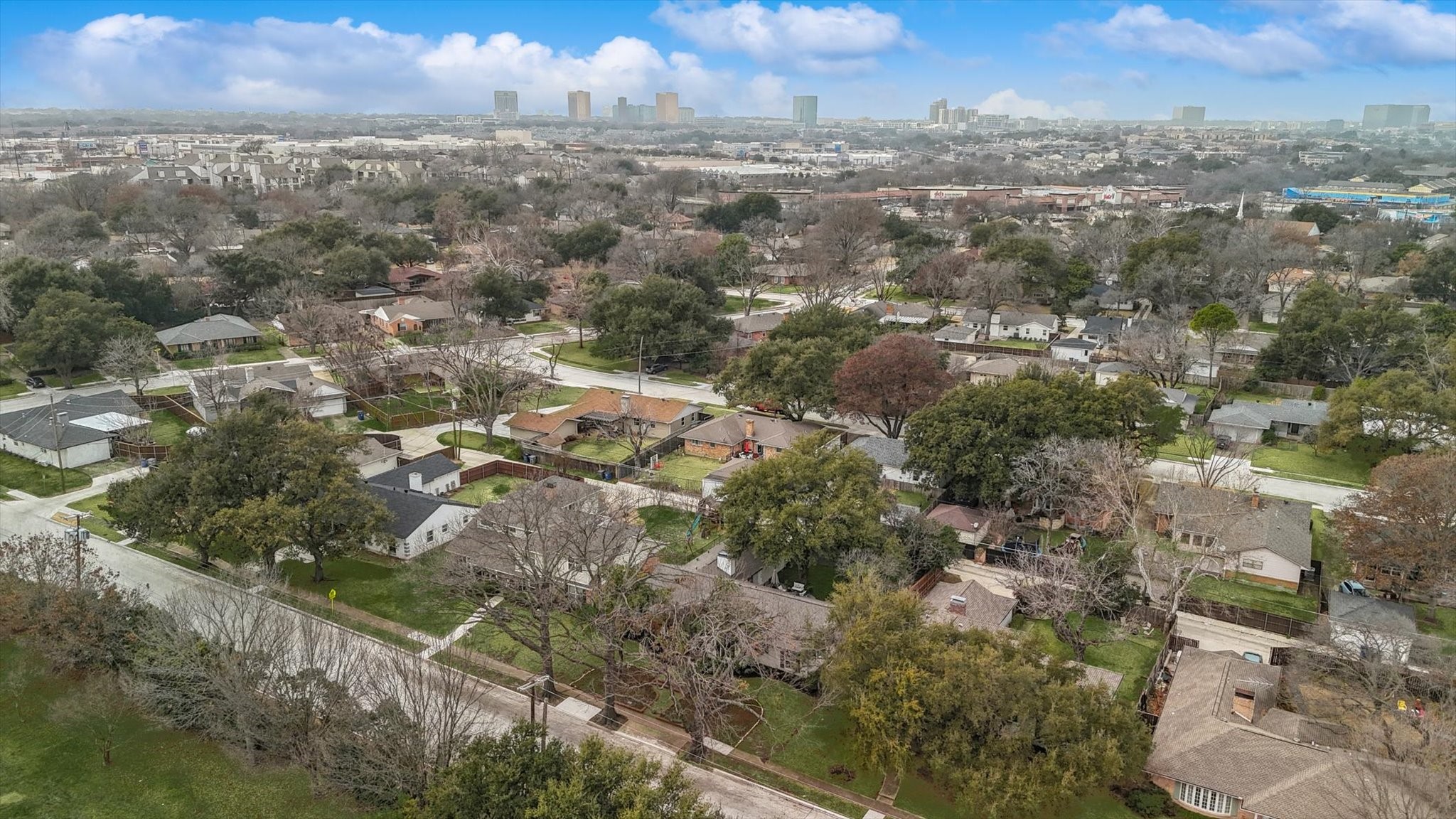 6933 Freemont Street