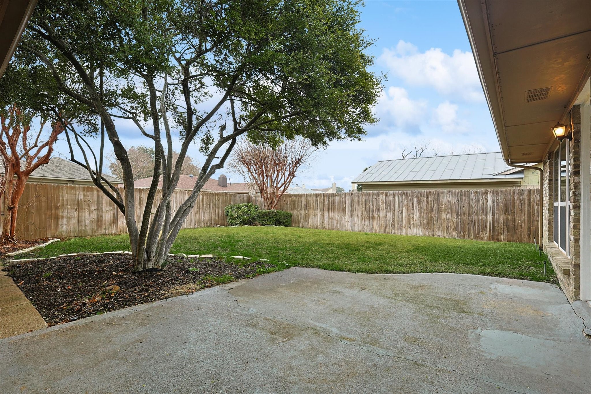 3409 Cromwell Street