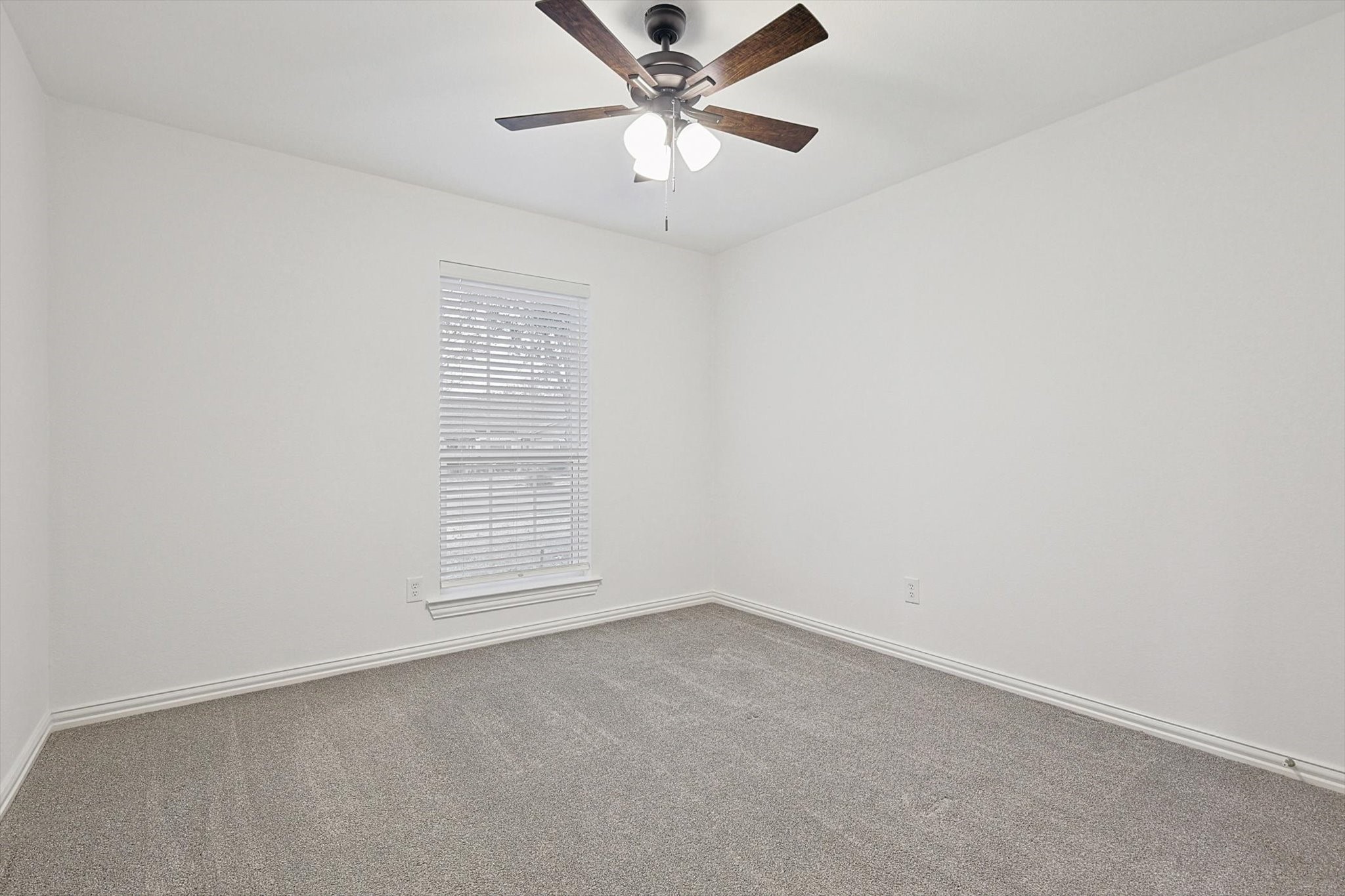 3409 Cromwell Street