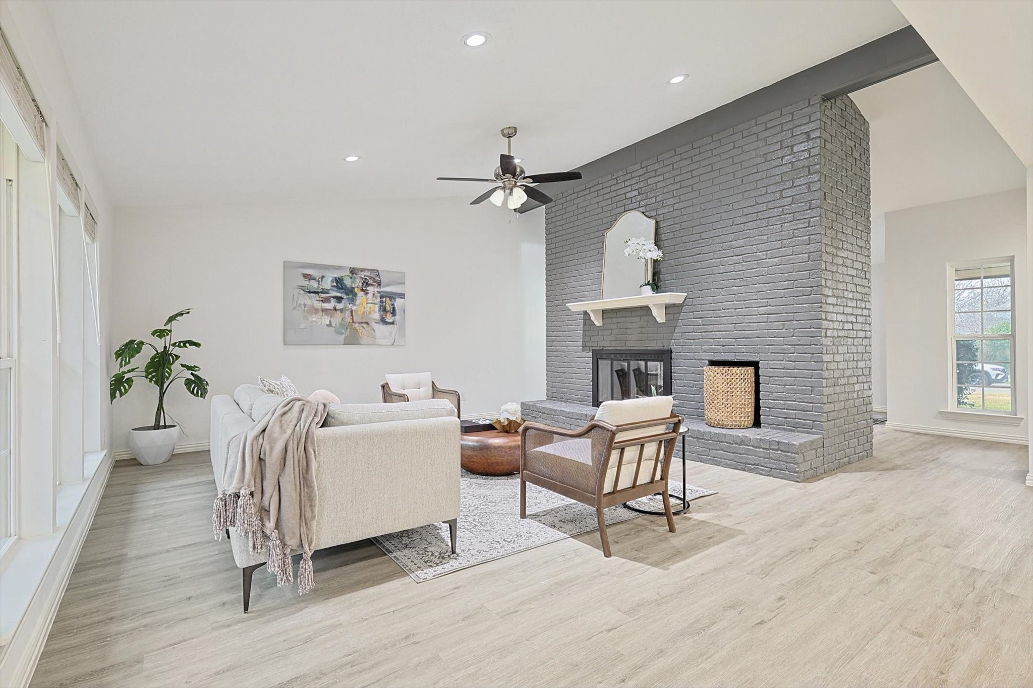 3409 Cromwell Street