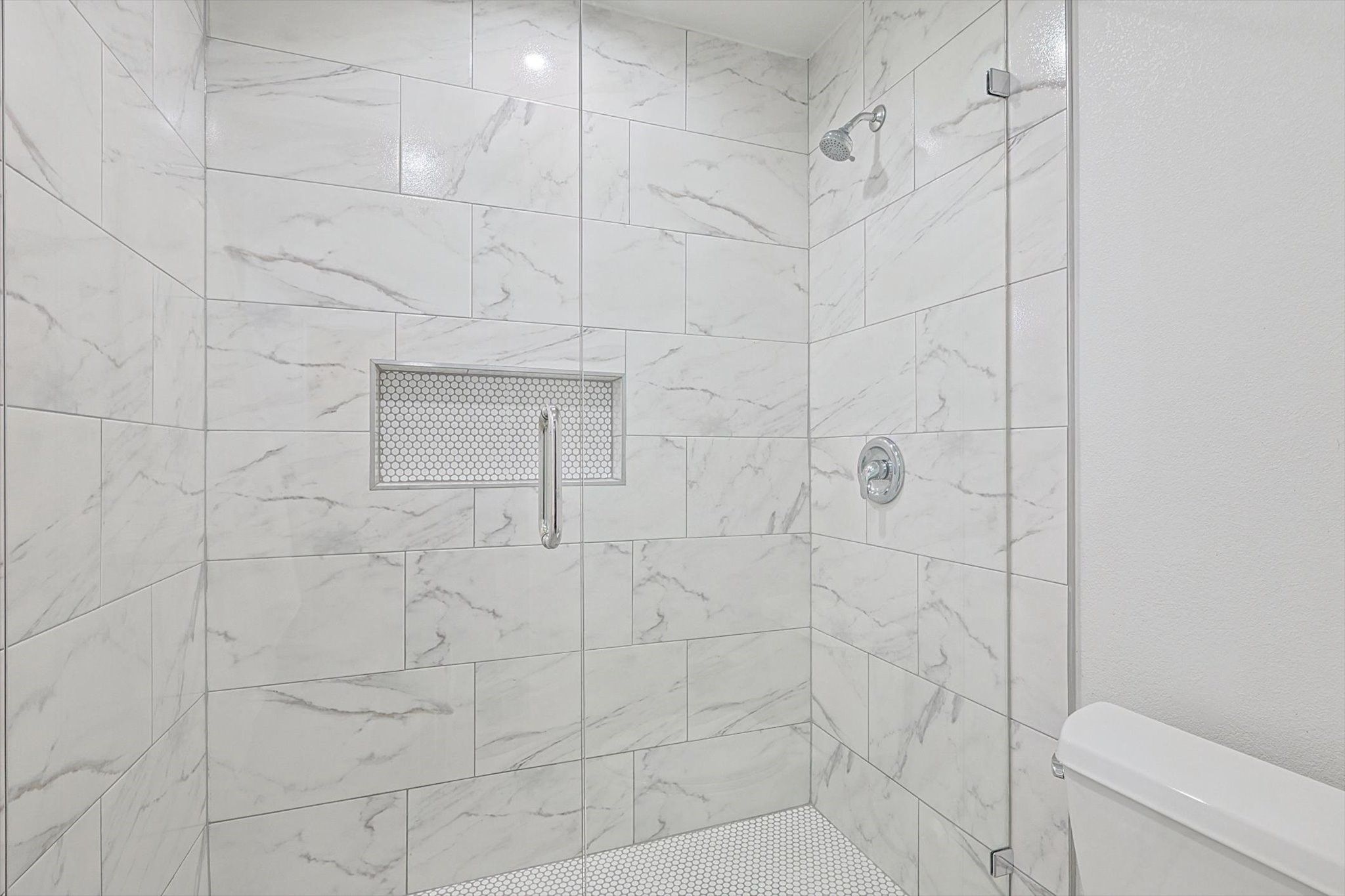 3409 Cromwell Street