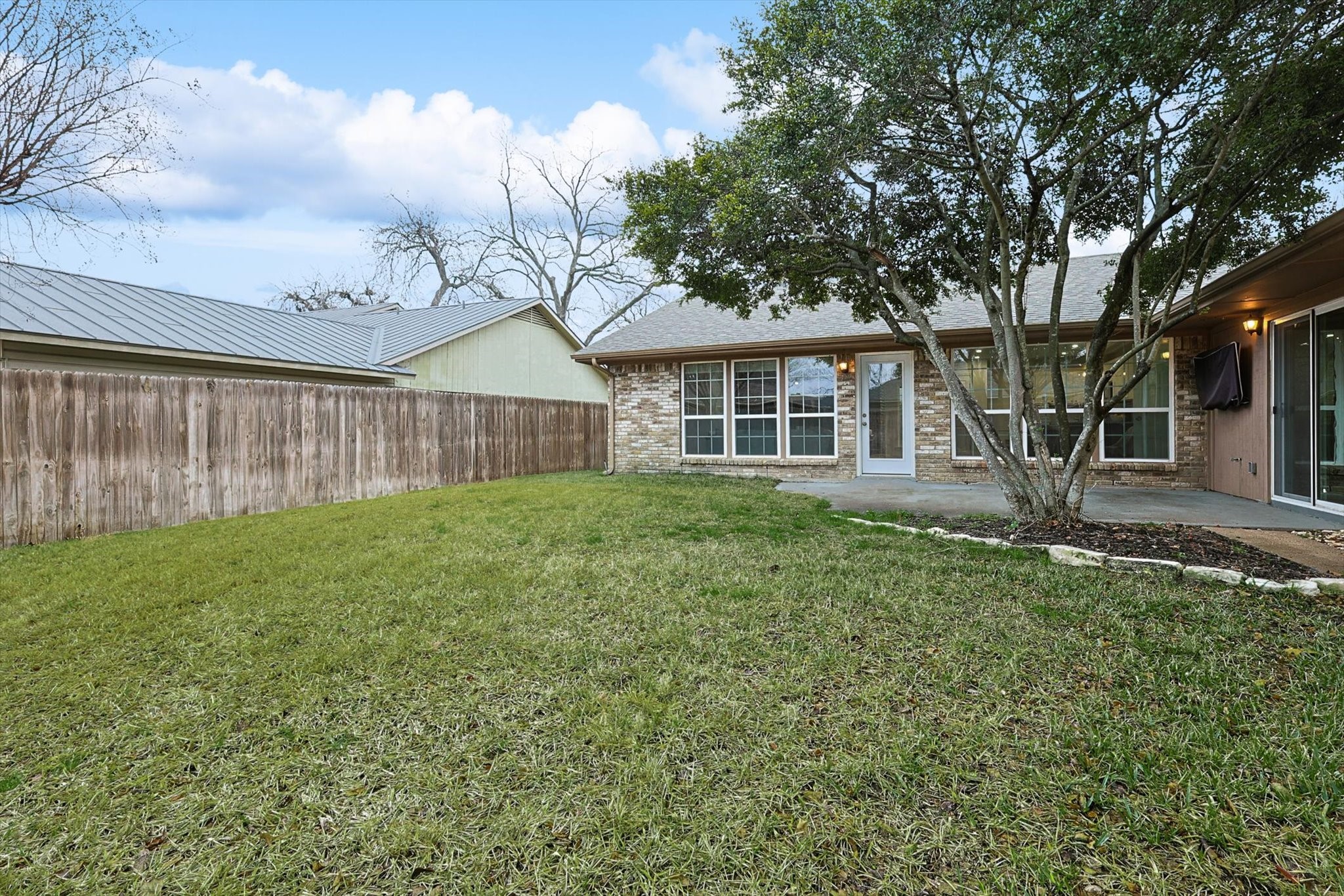 3409 Cromwell Street