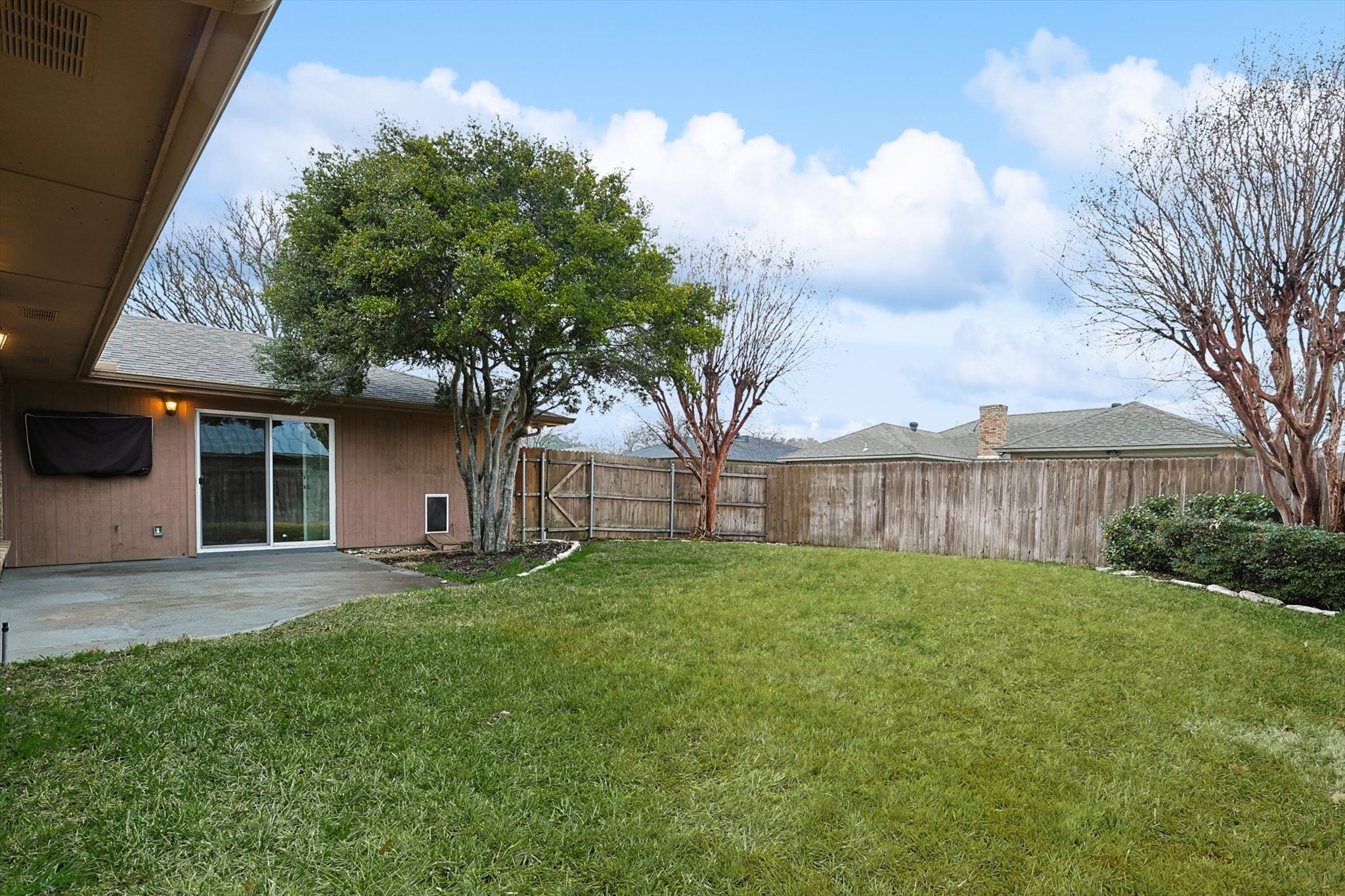 3409 Cromwell Street