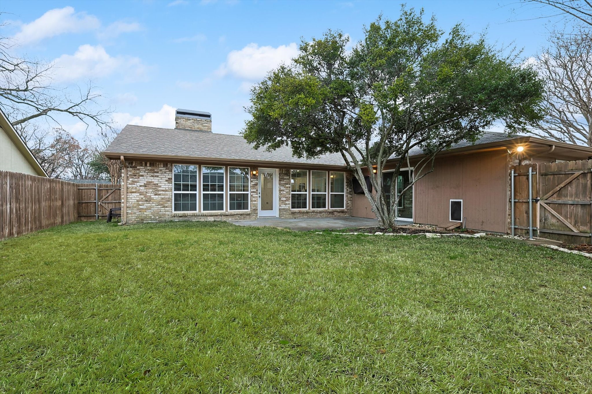 3409 Cromwell Street