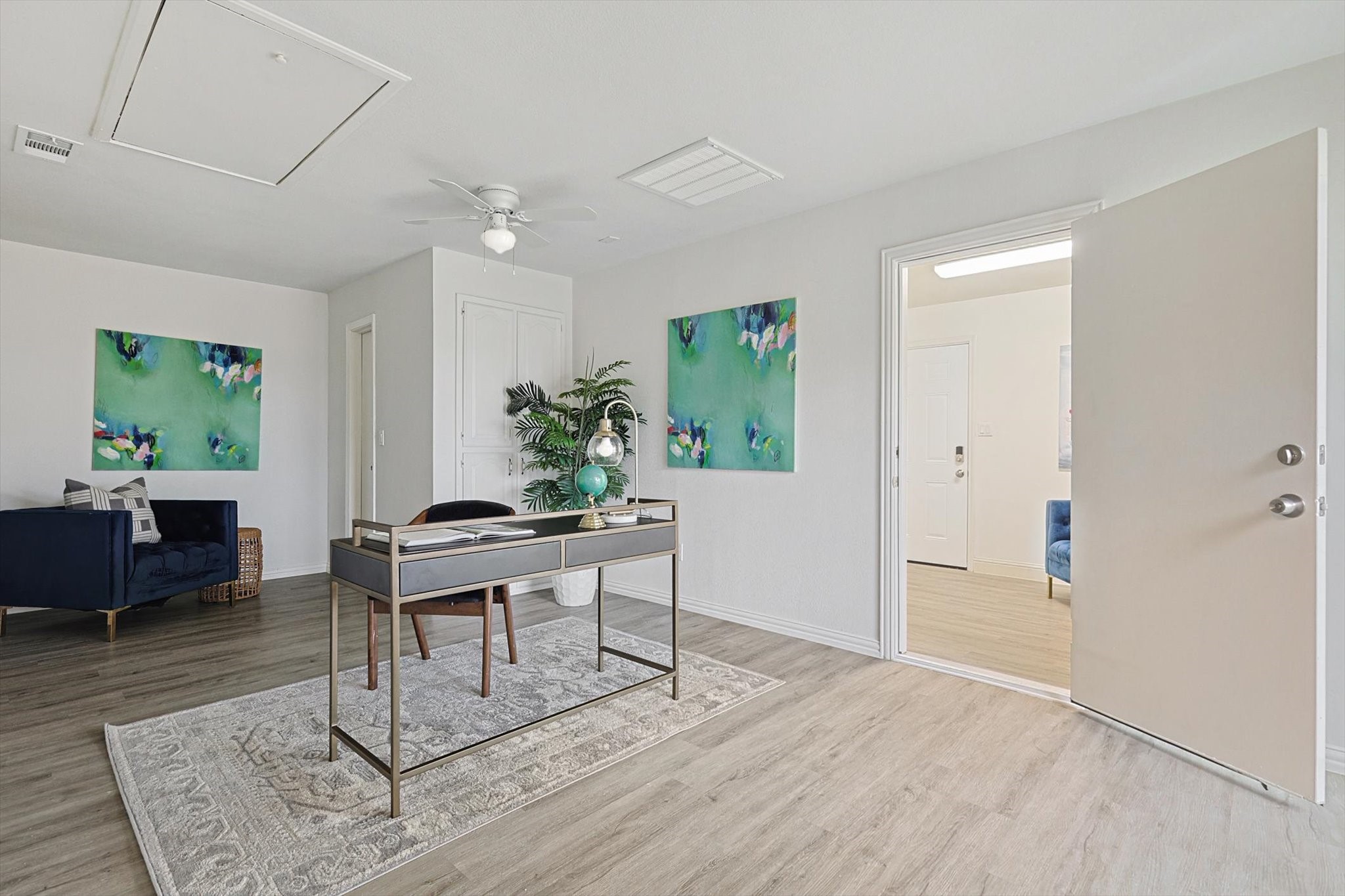 3409 Cromwell Street