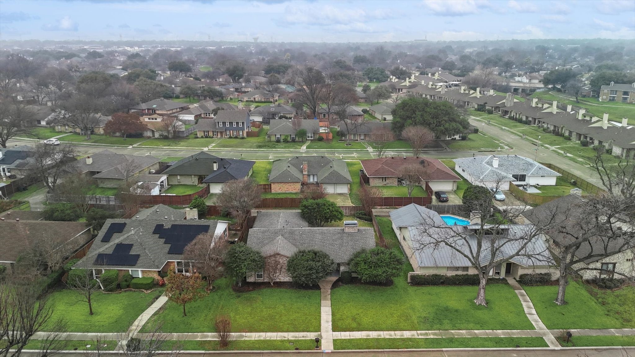 3409 Cromwell Street