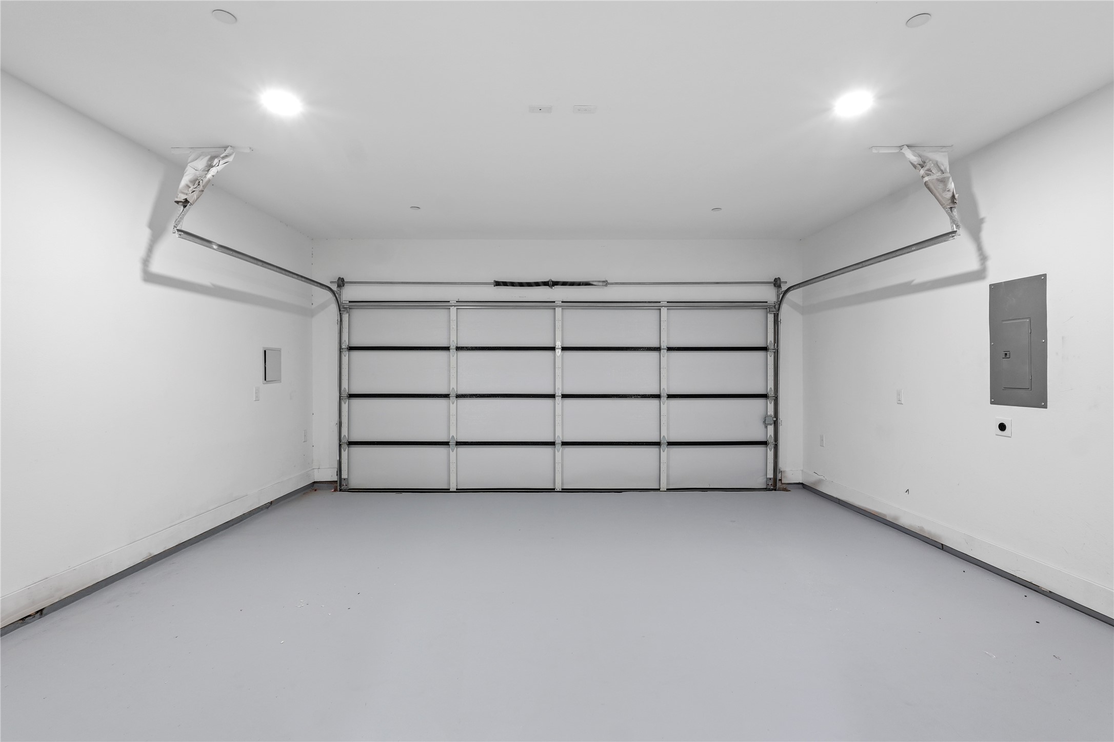 2015 California Drive 104