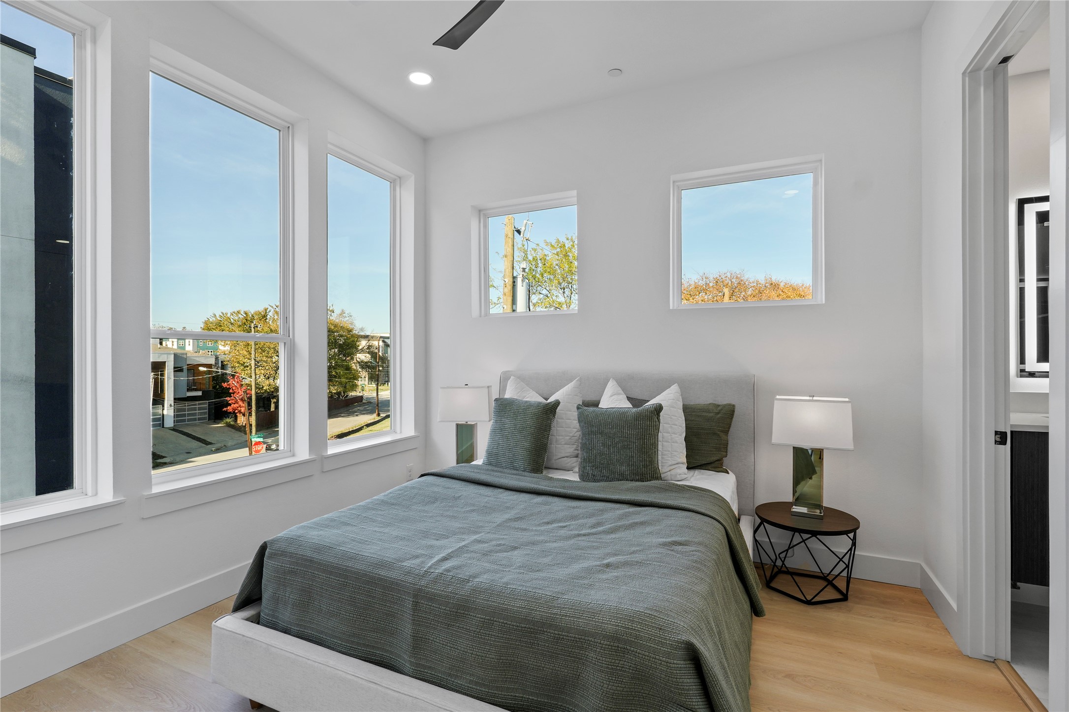 2015 California Drive 104