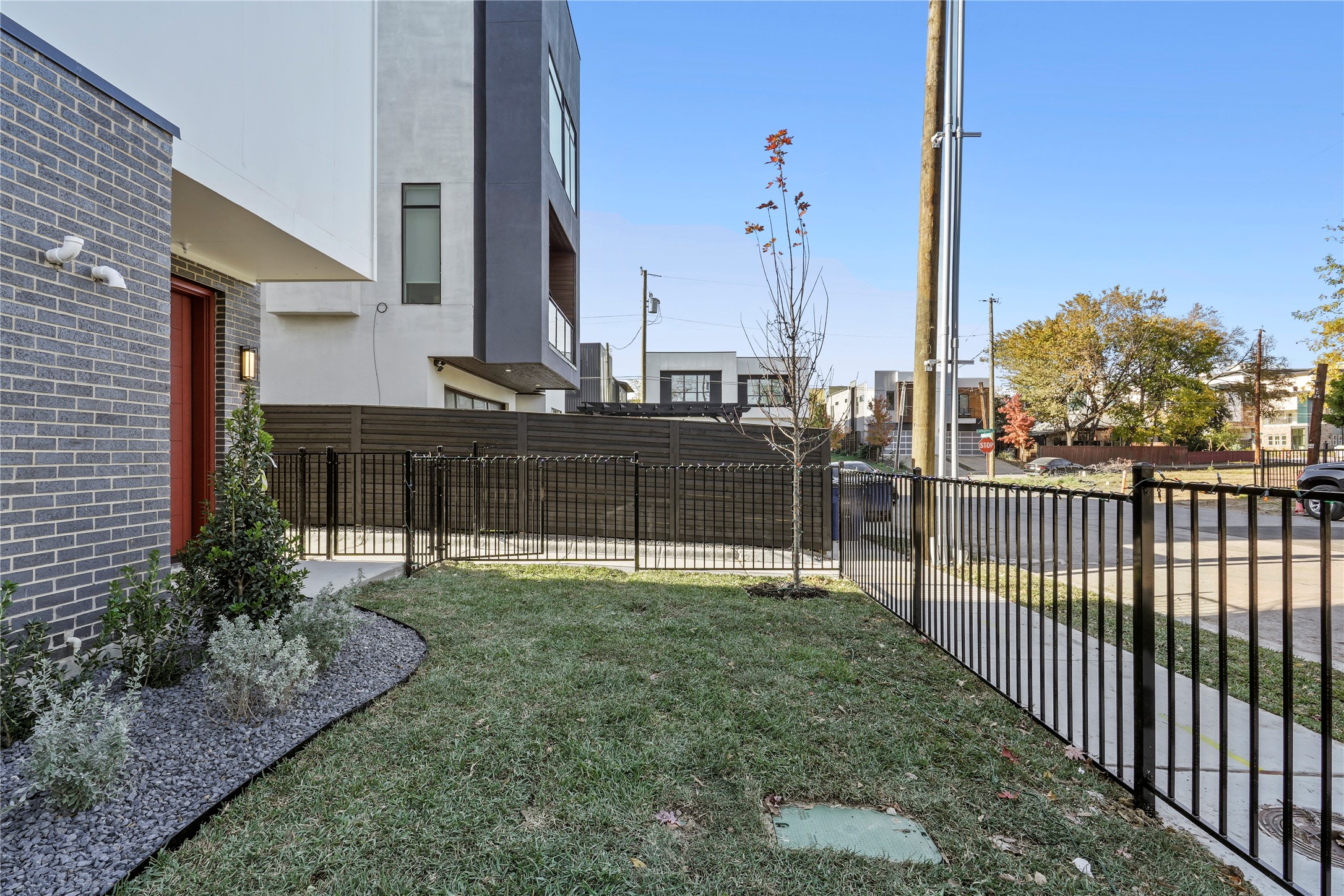 2015 California Drive 104