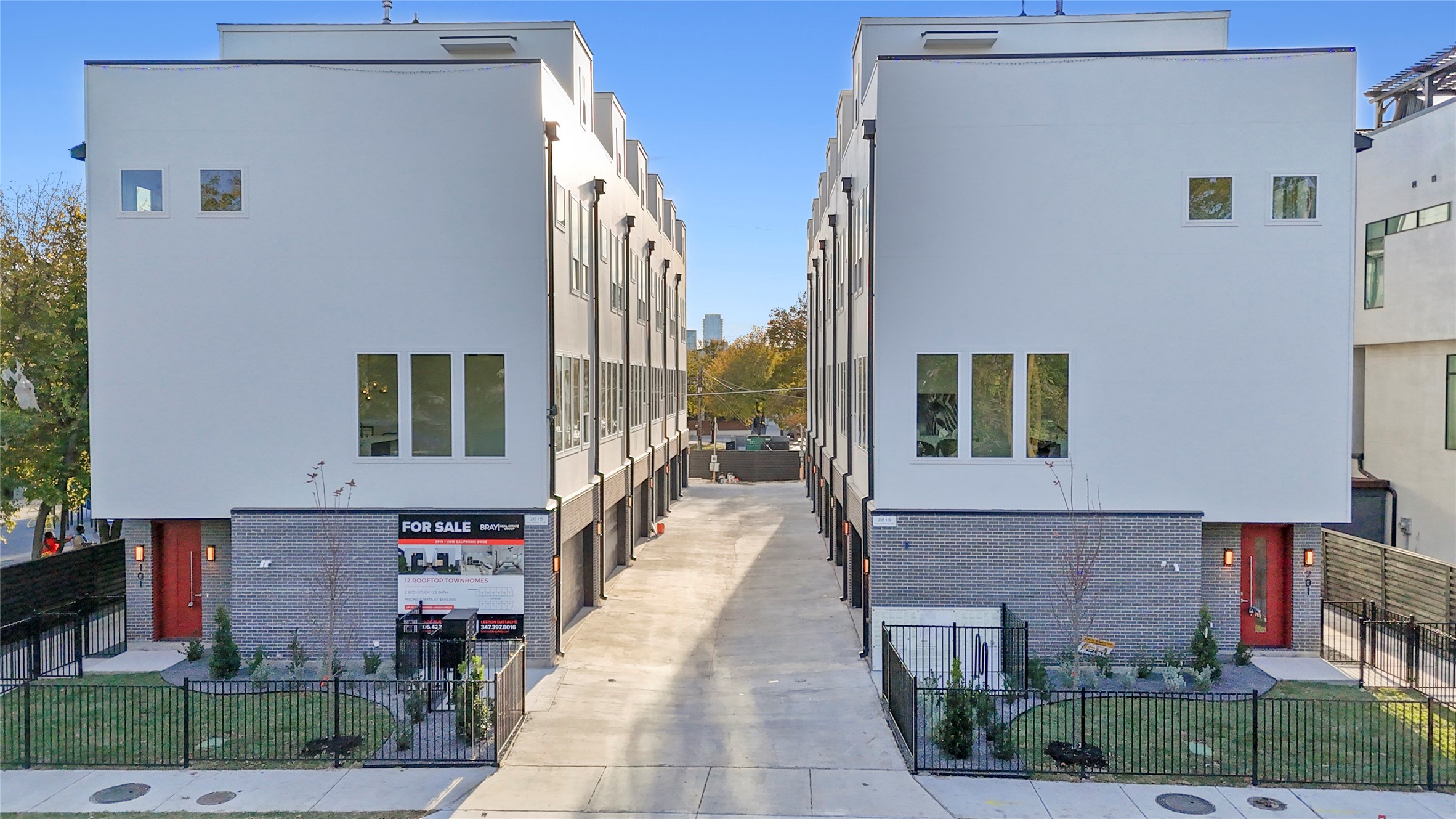 2015 California Drive 104