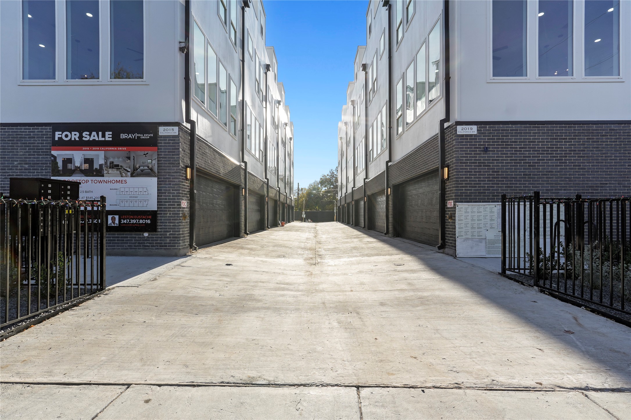 2015 California Drive 104