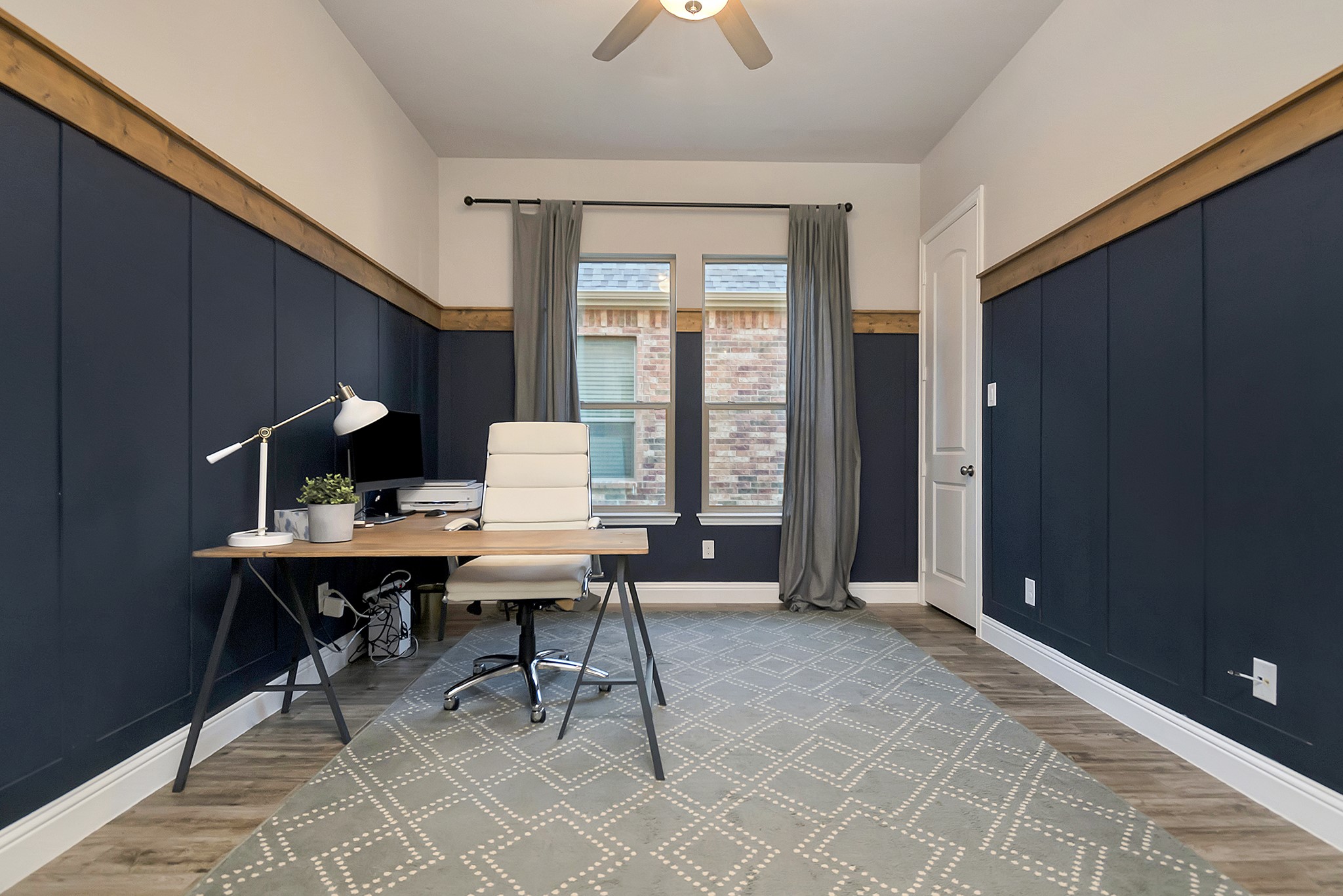 4229 Round Valley Lane