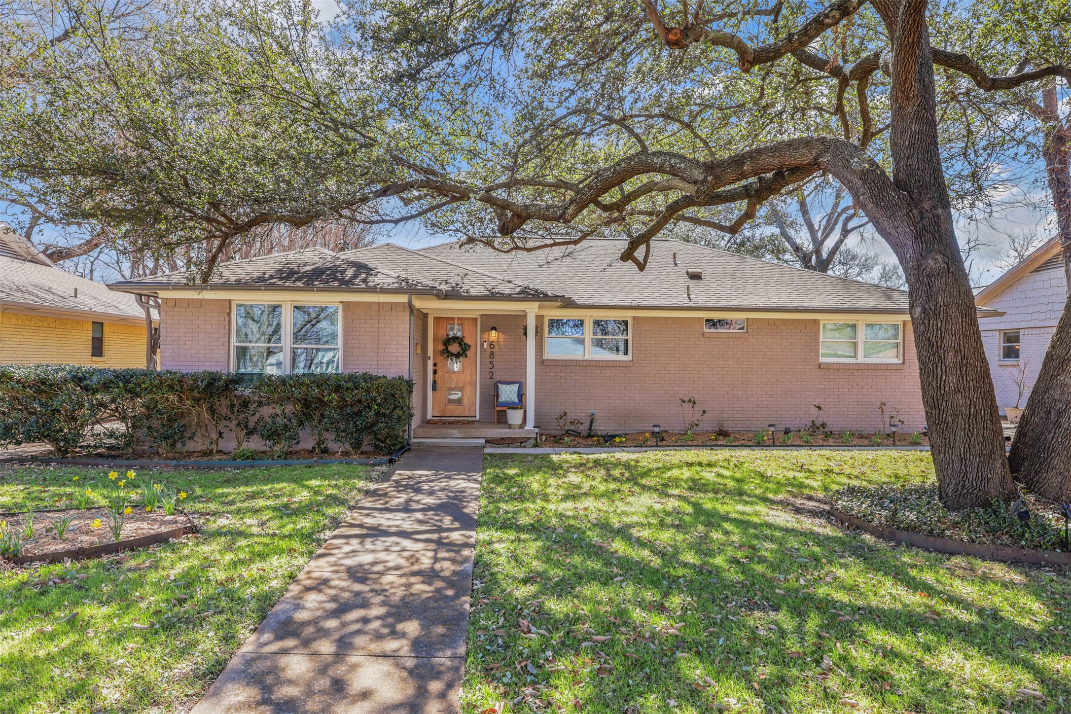 6852 Arboreal Drive