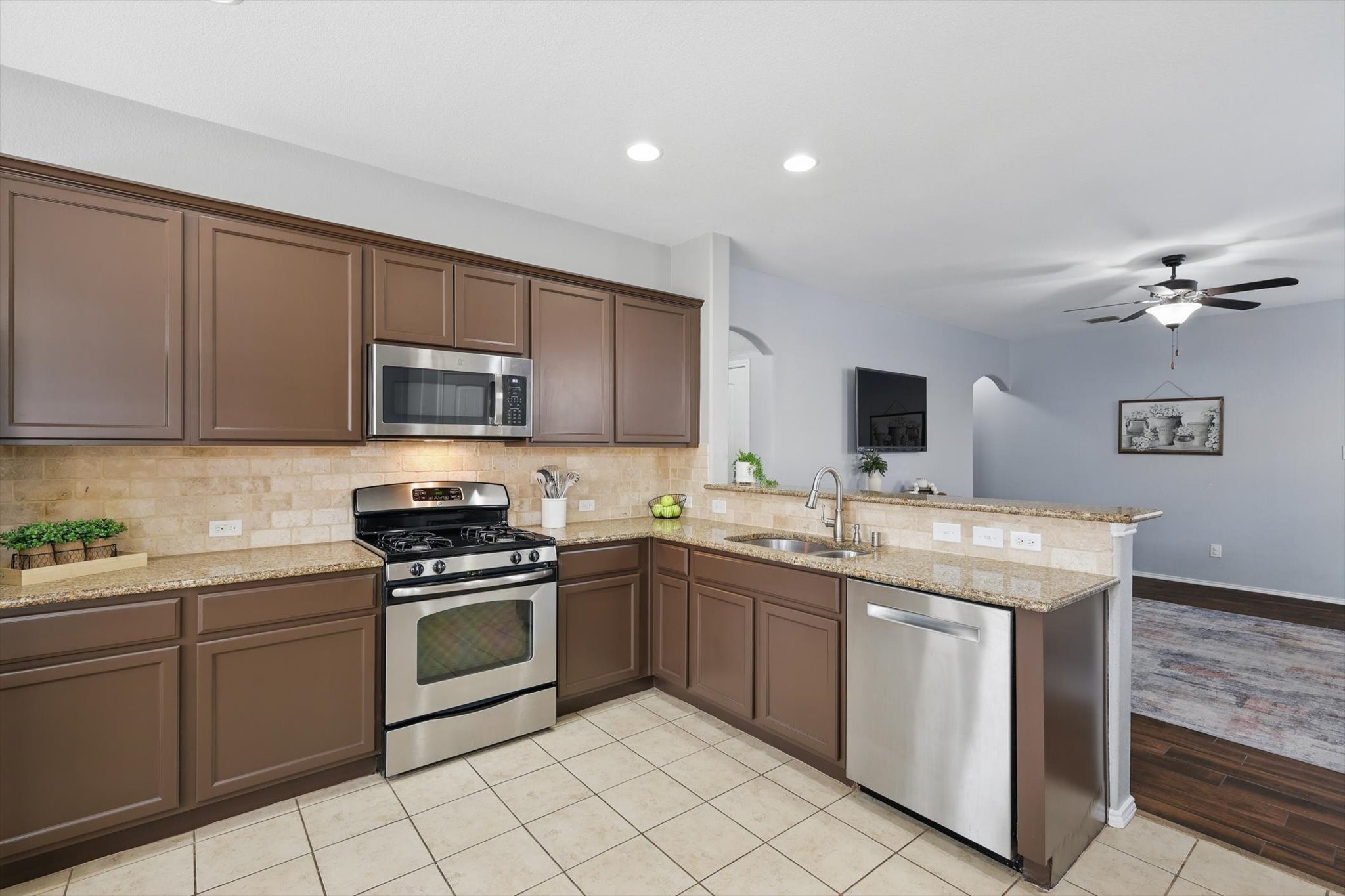 2832 Houston Wood Drive