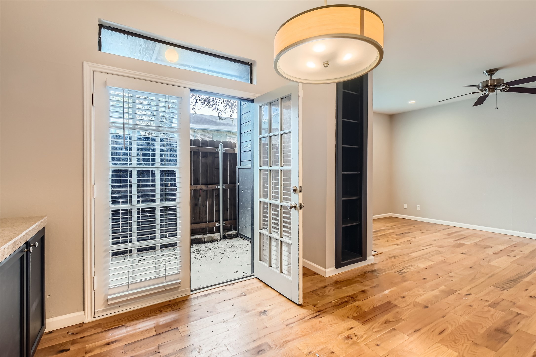 7525 Holly Hill Drive 9