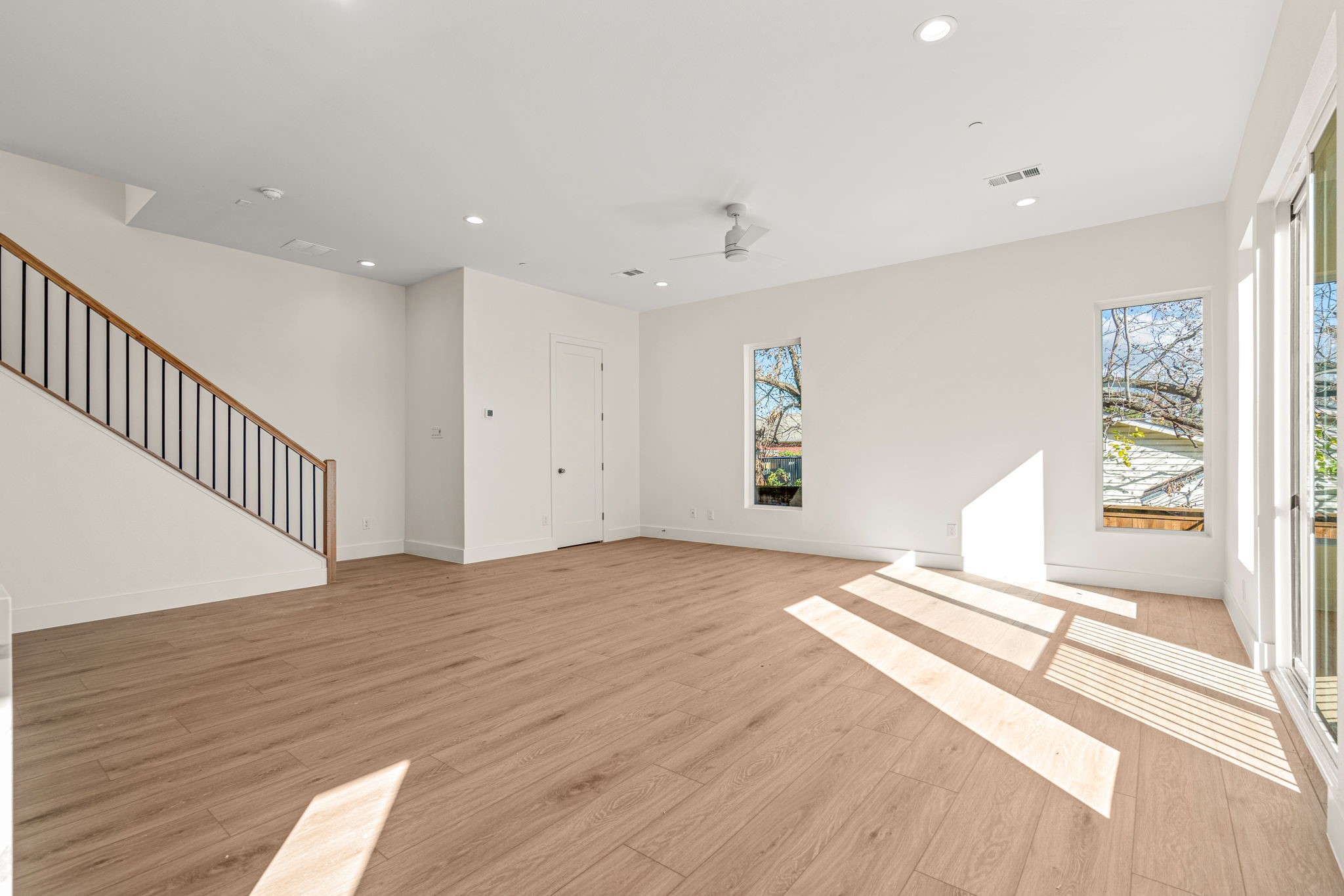 2206 Arroyo Avenue 102