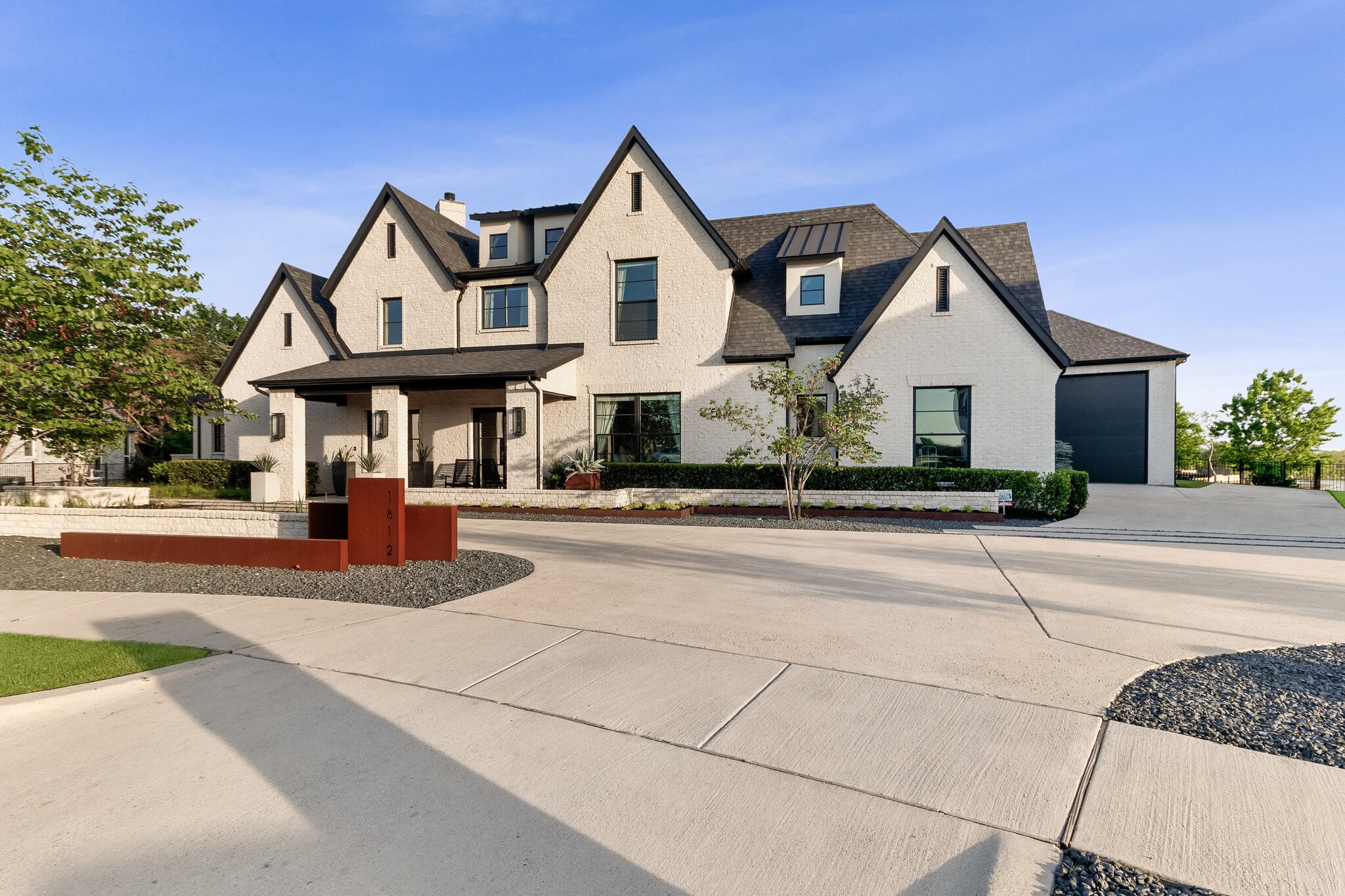 1812 Canal Court