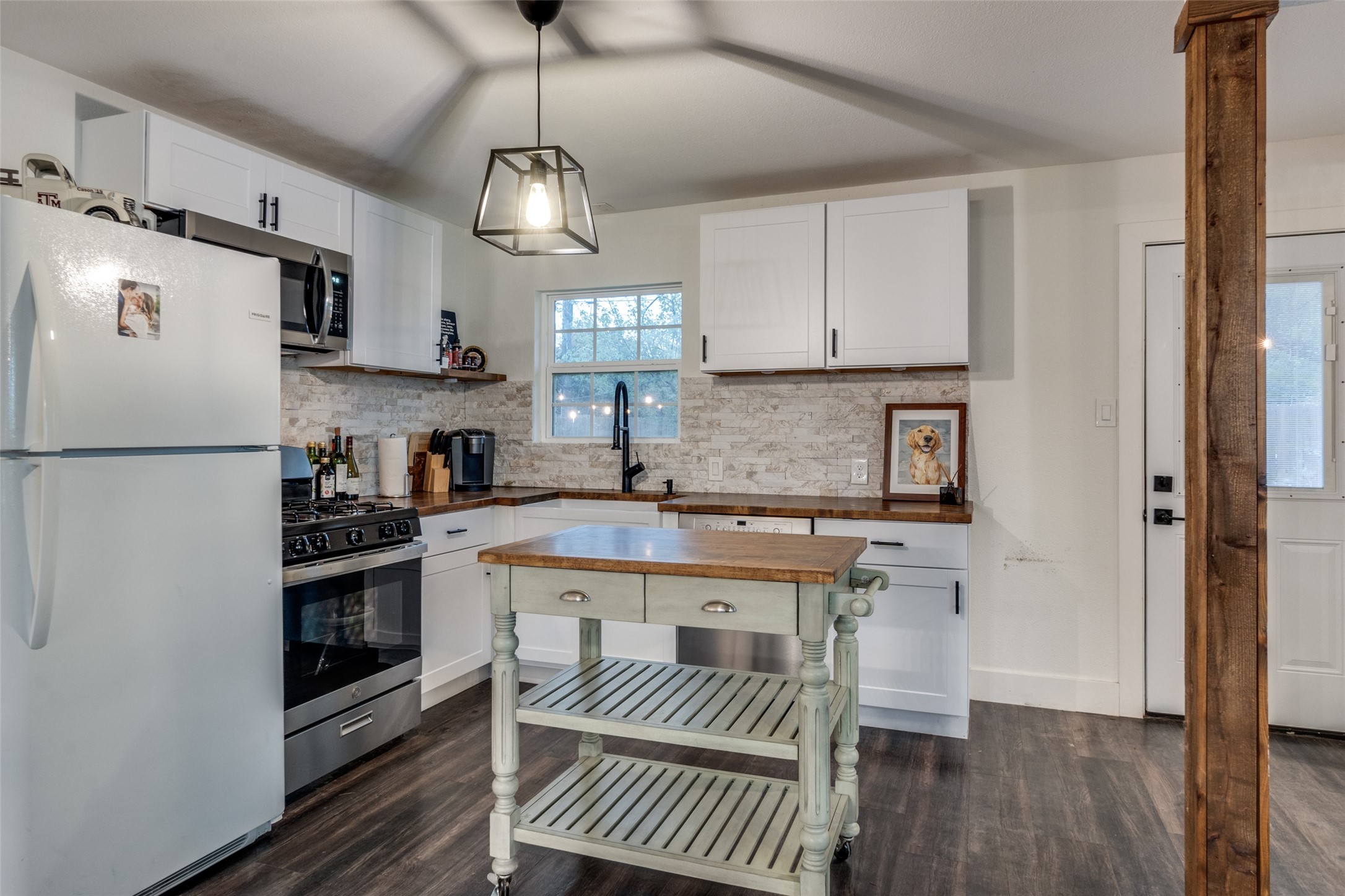 627 W Belt Line Road