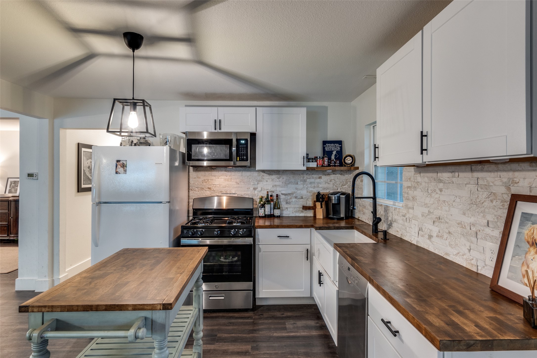 627 W Belt Line Road