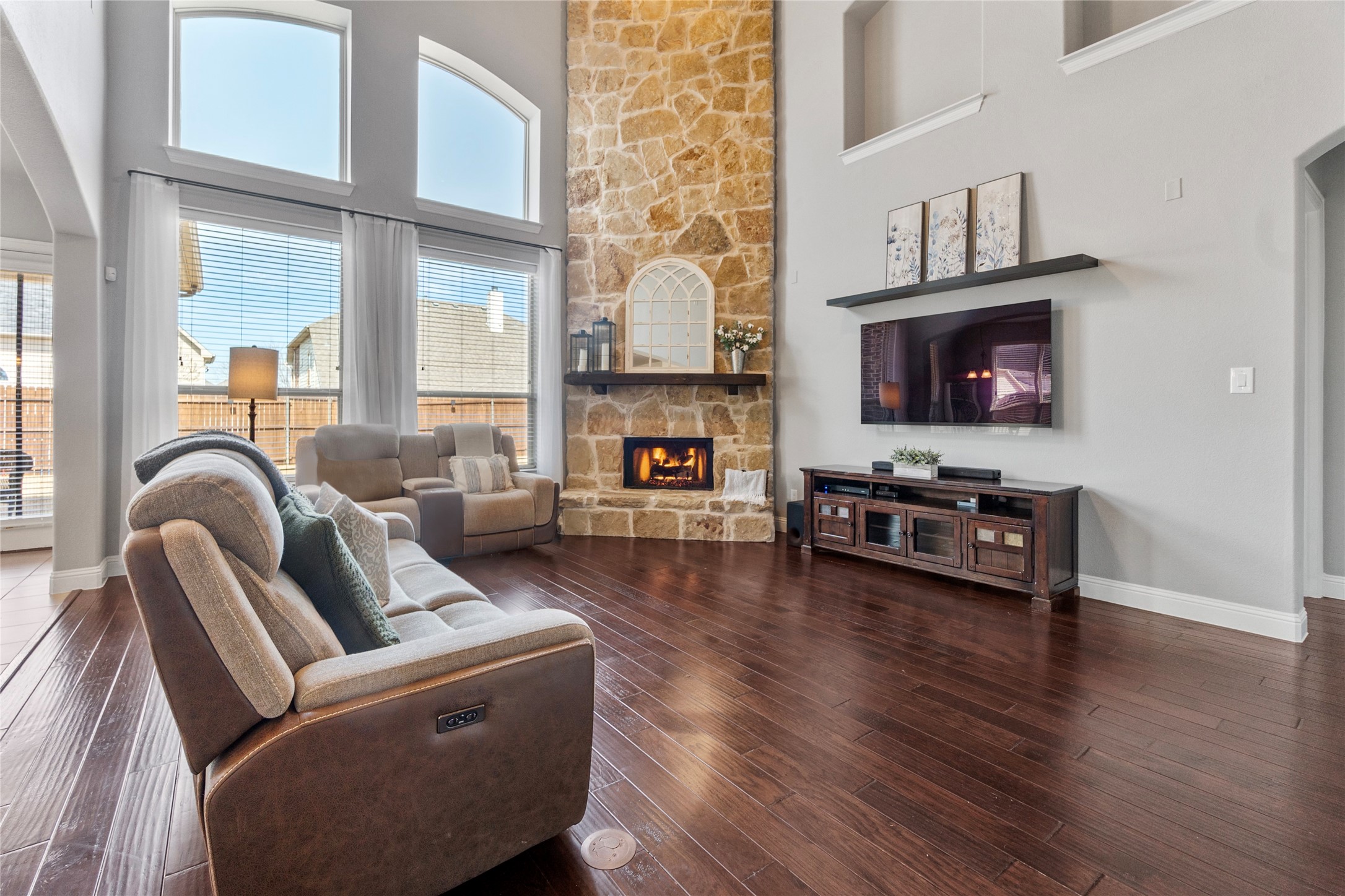 2457 Playa Del Mar Drive