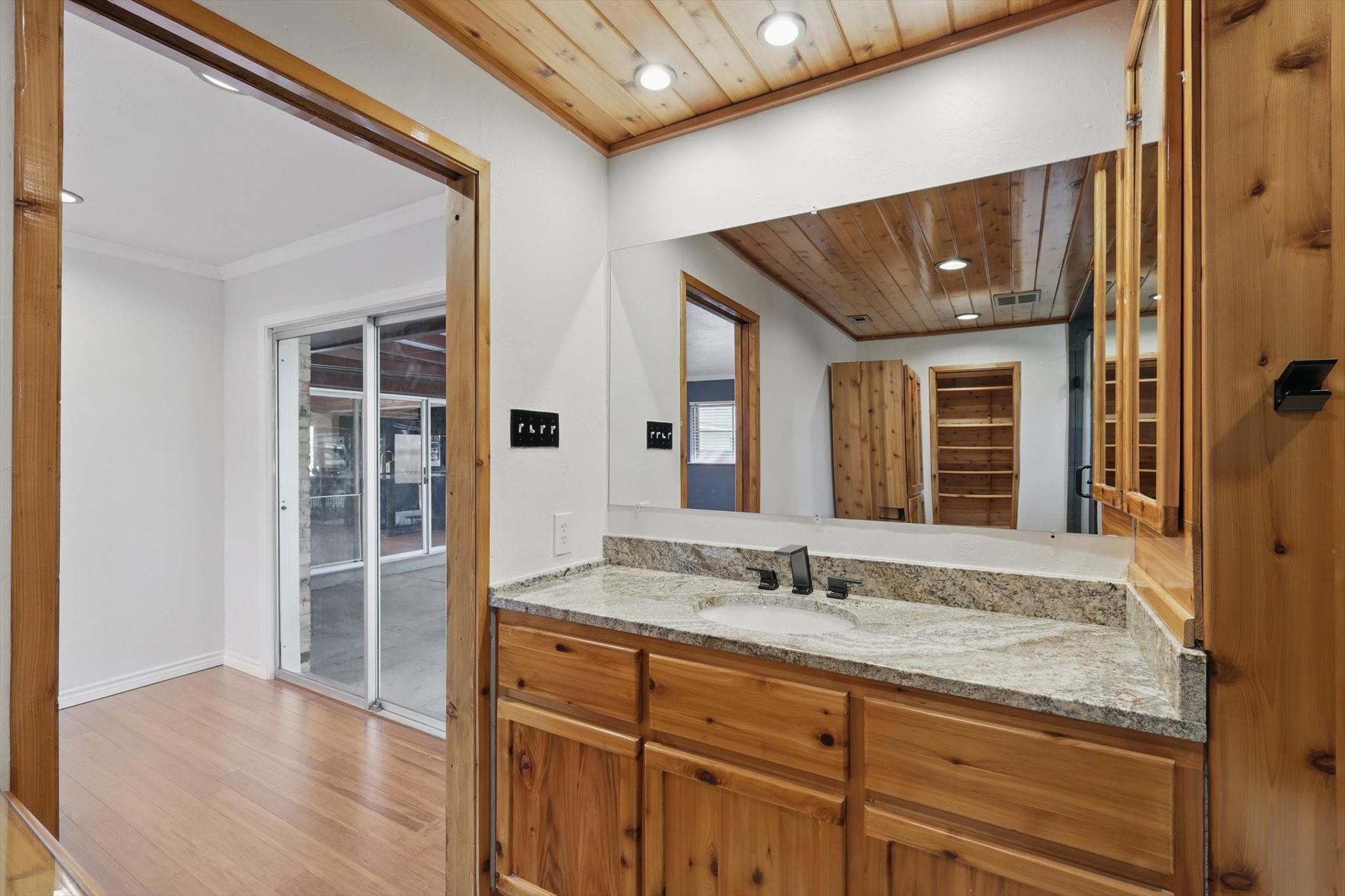 3444 Rockmartin Drive