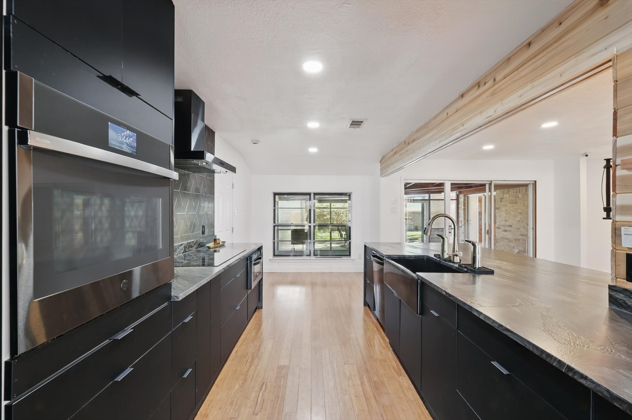 3444 Rockmartin Drive