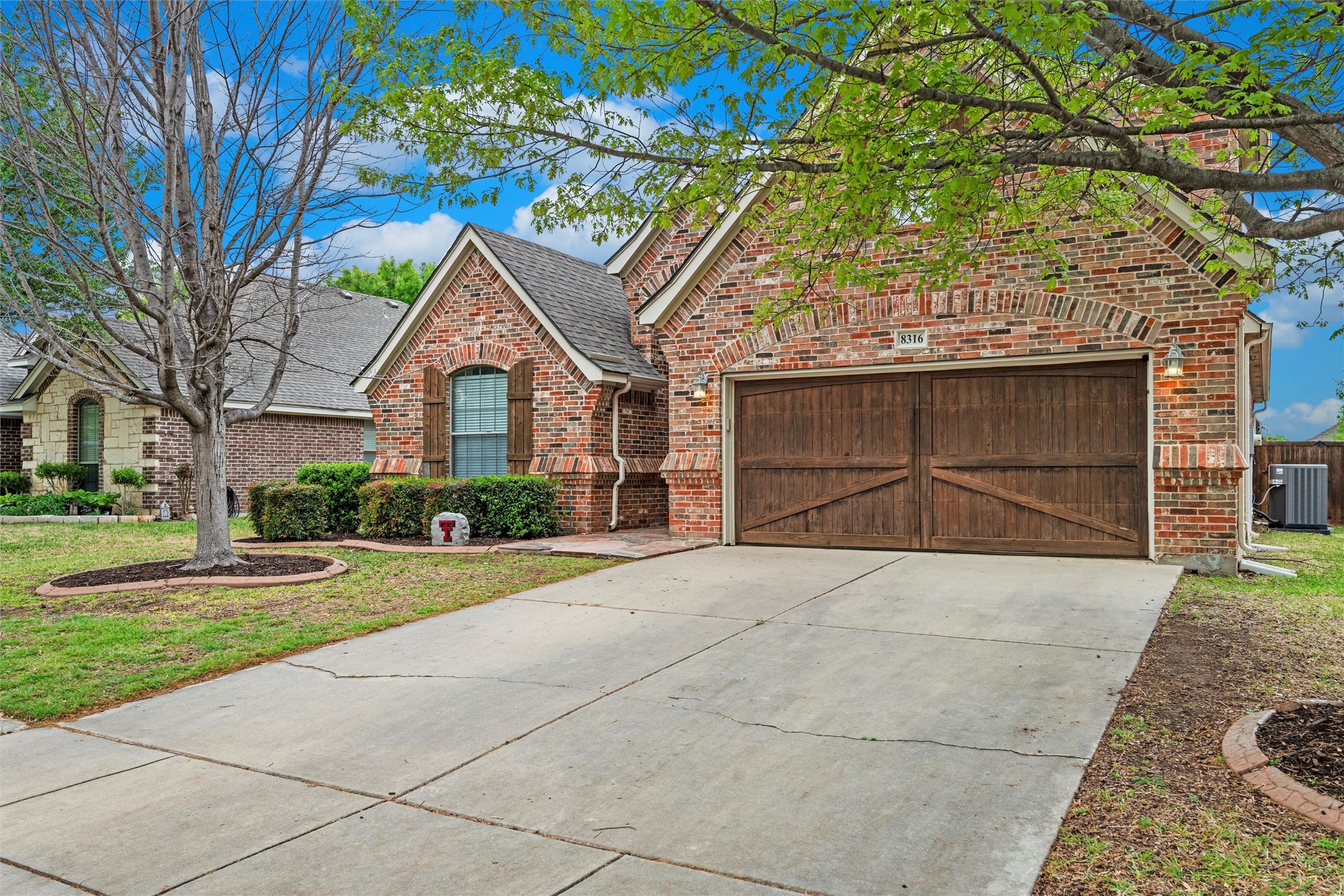 8316 Estandarte Court