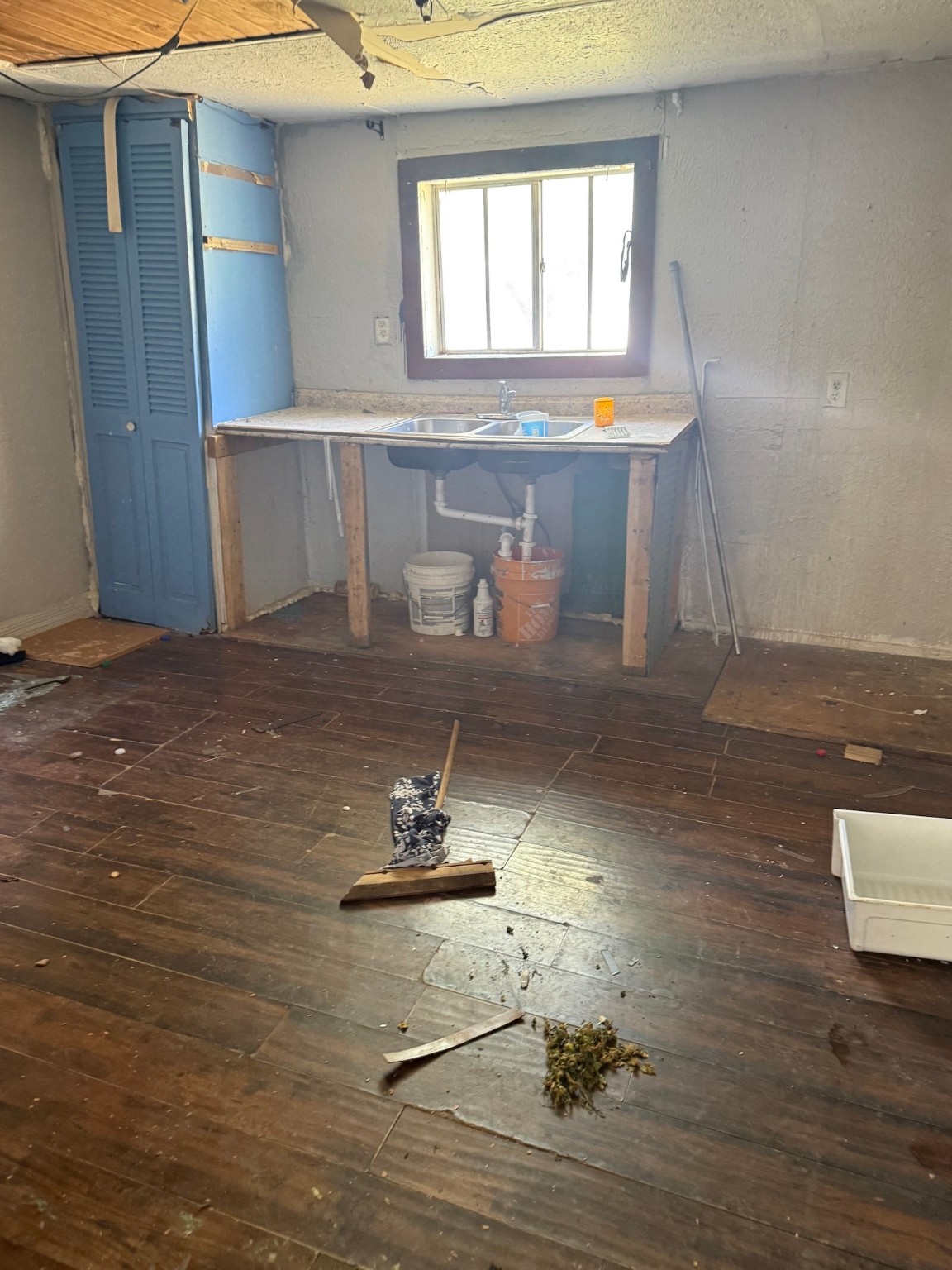 2007 N Montclair Avenue