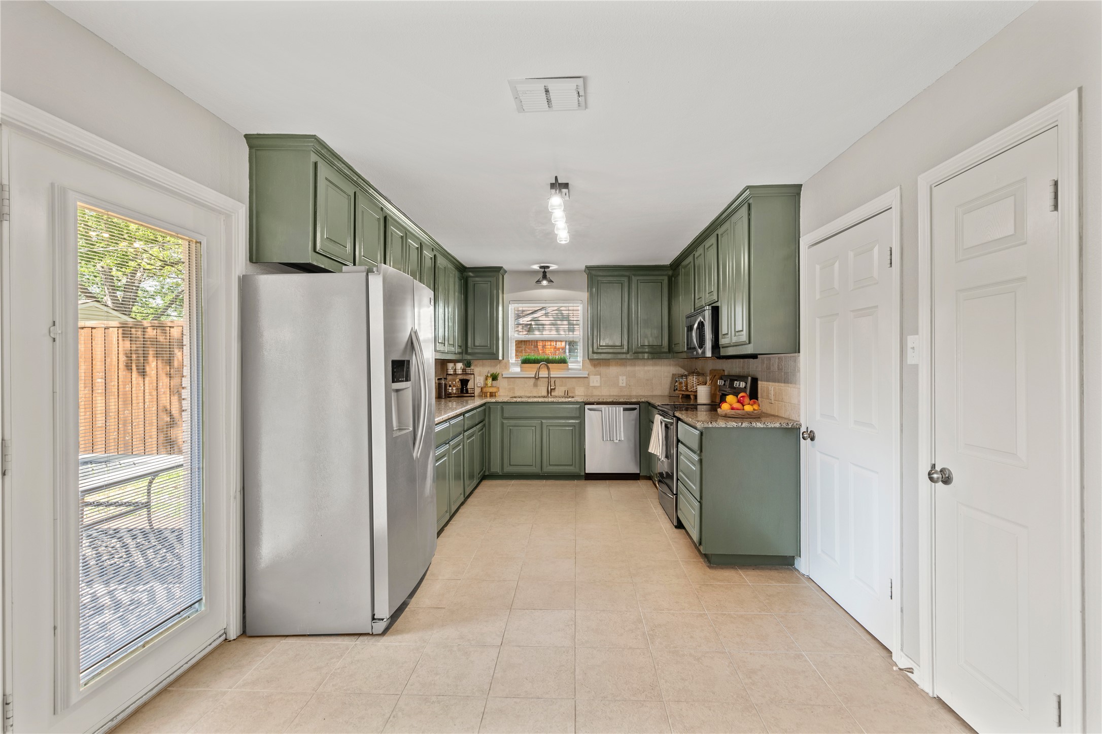 3668 Norcross Lane