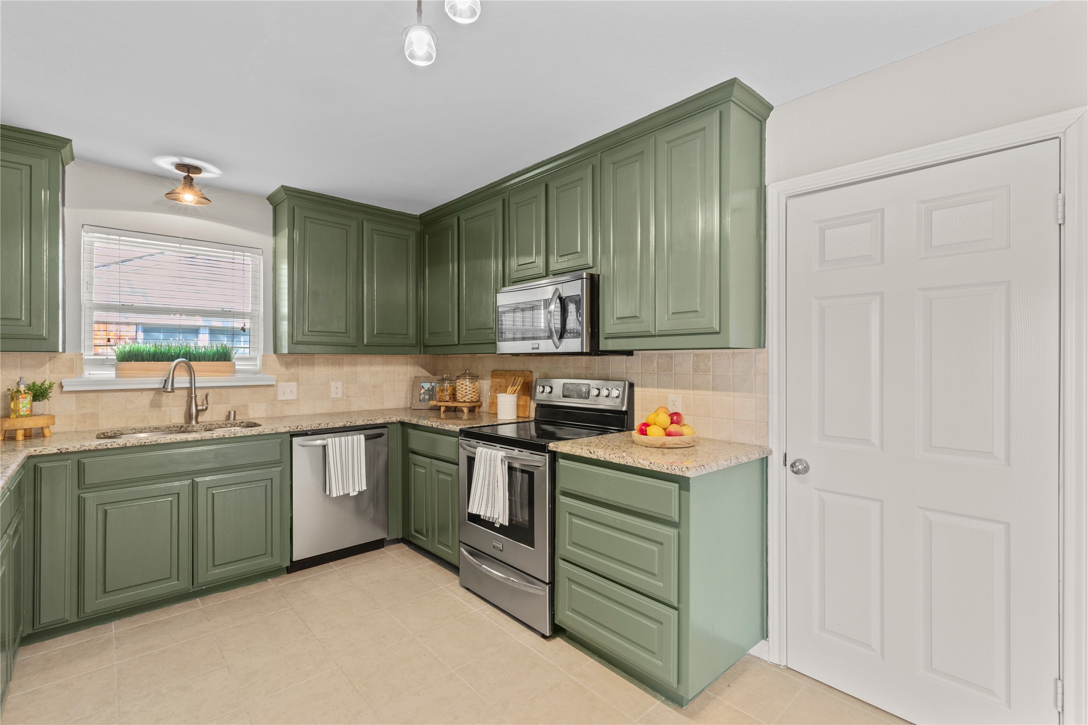 3668 Norcross Lane