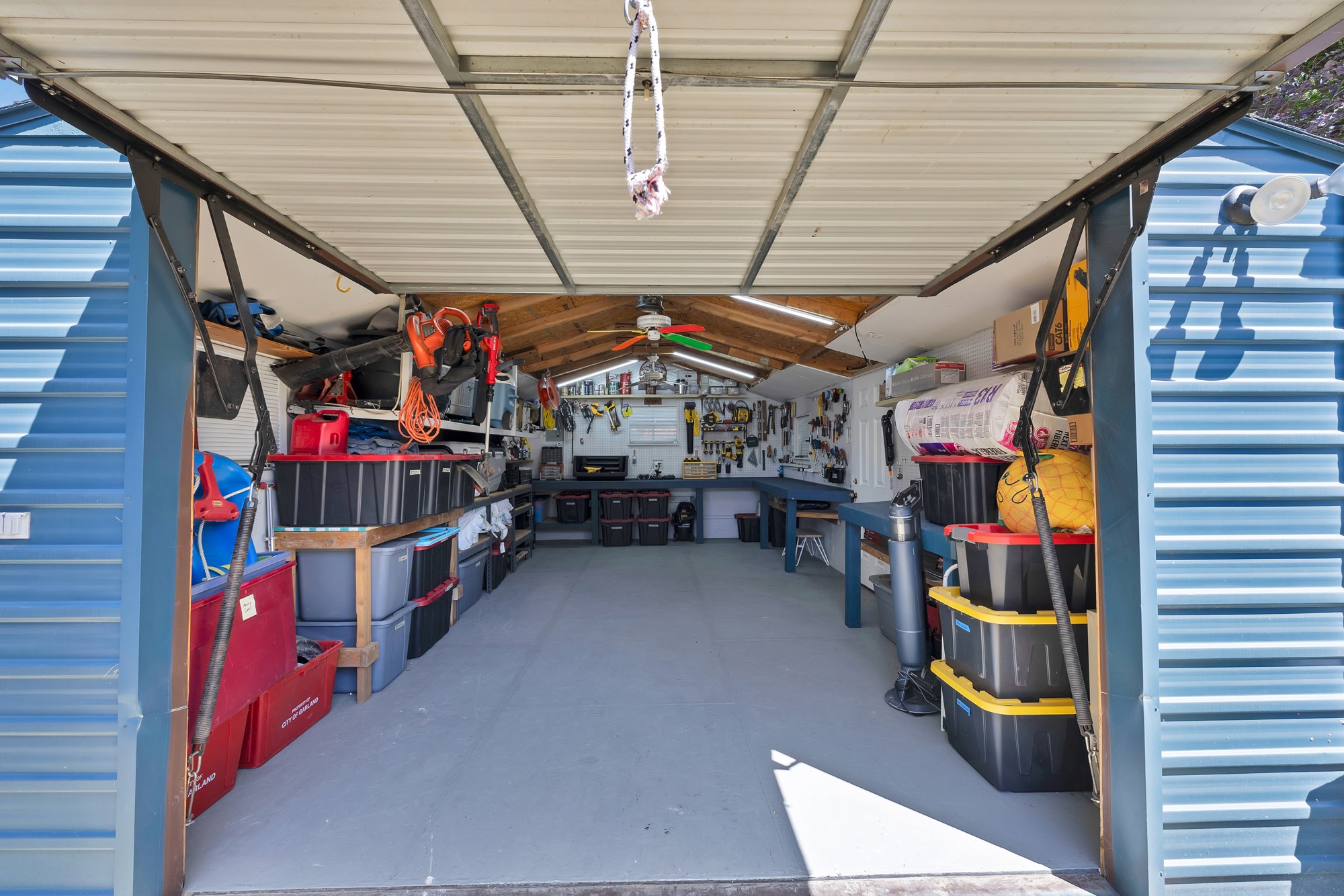 2913 Persimmon Place