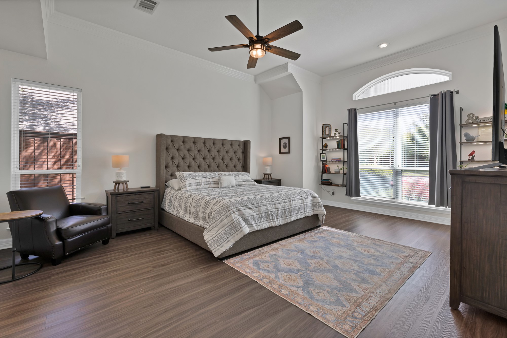 2913 Persimmon Place