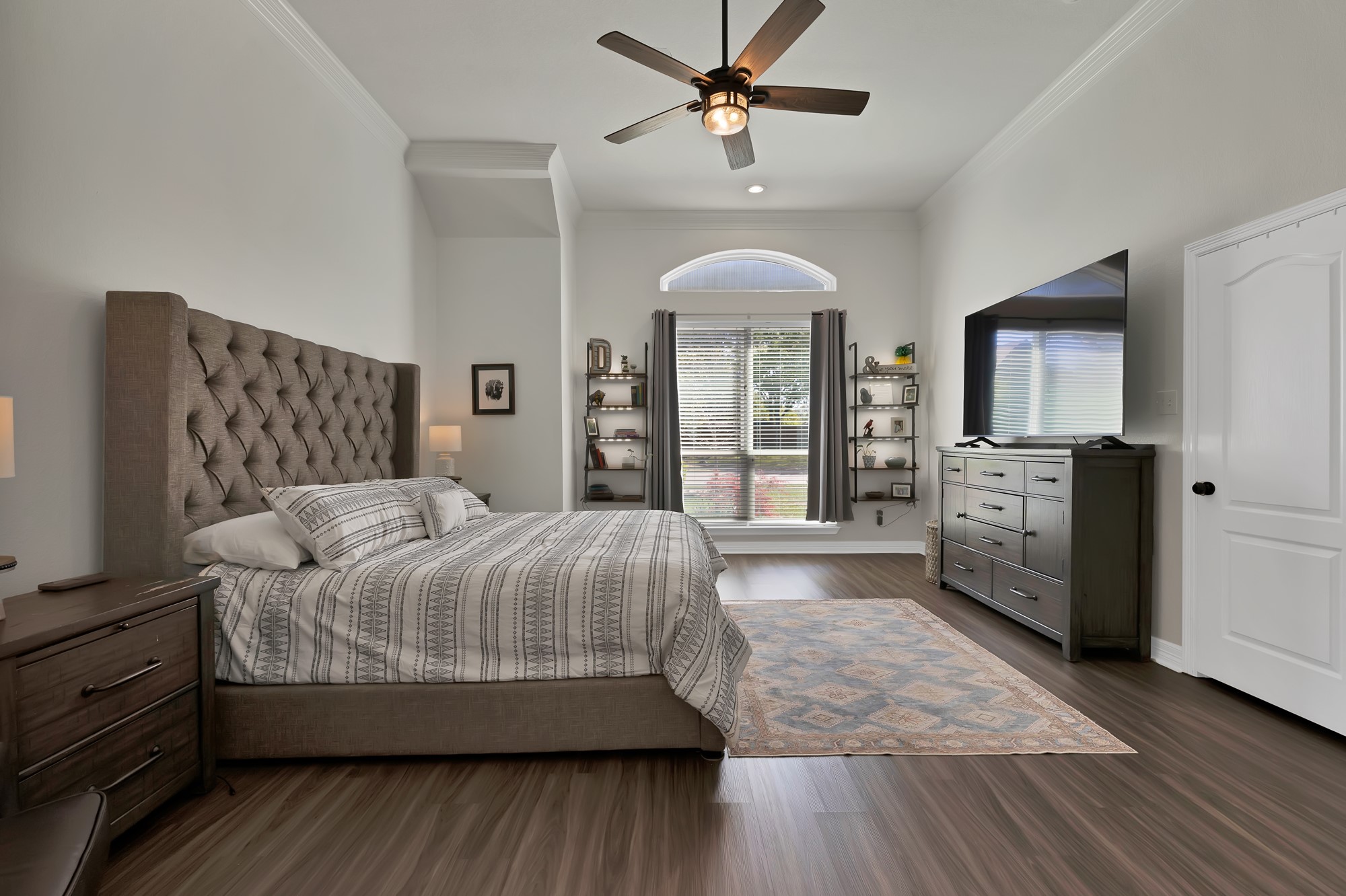 2913 Persimmon Place