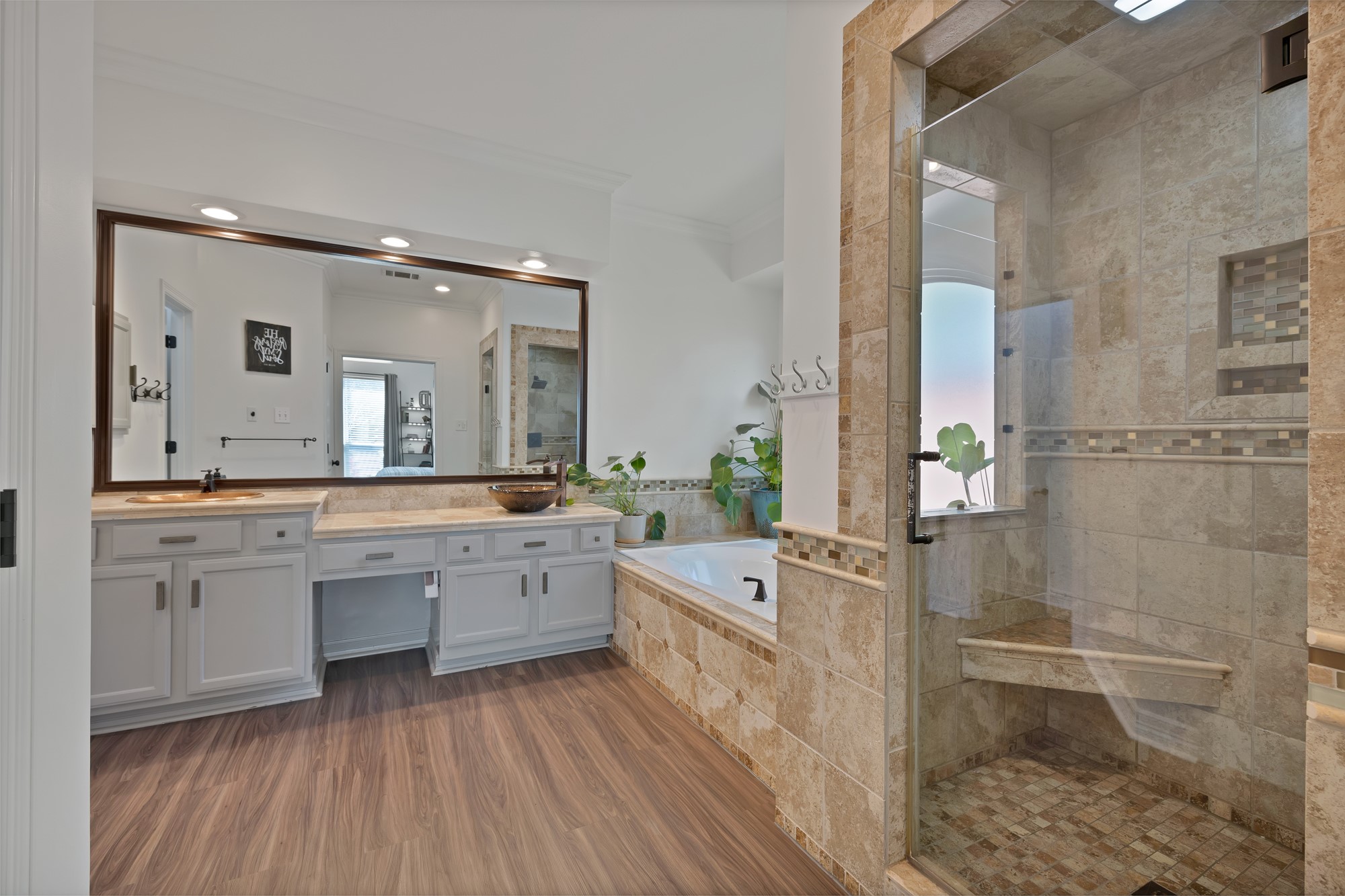 2913 Persimmon Place