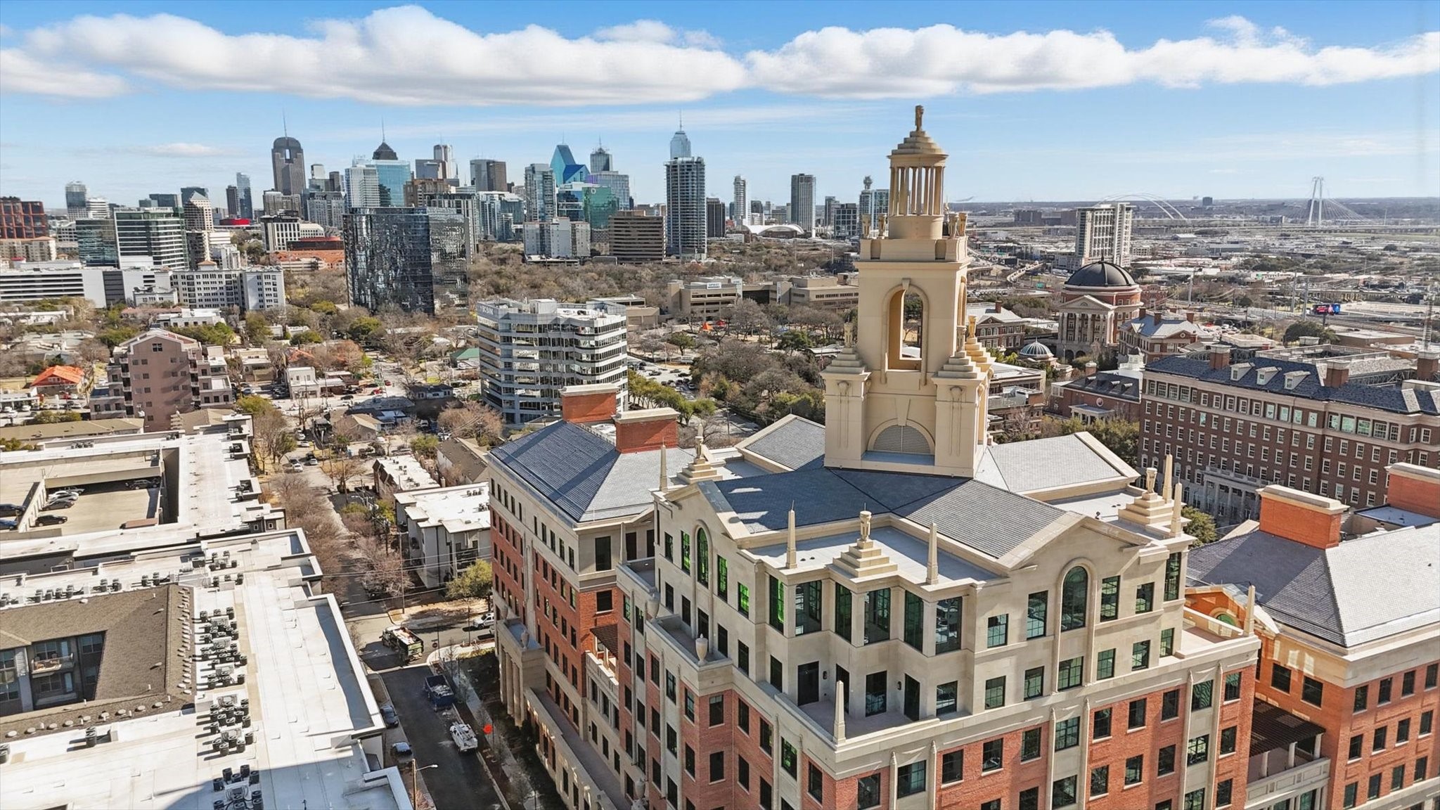 4110 Fairmount Street 1015